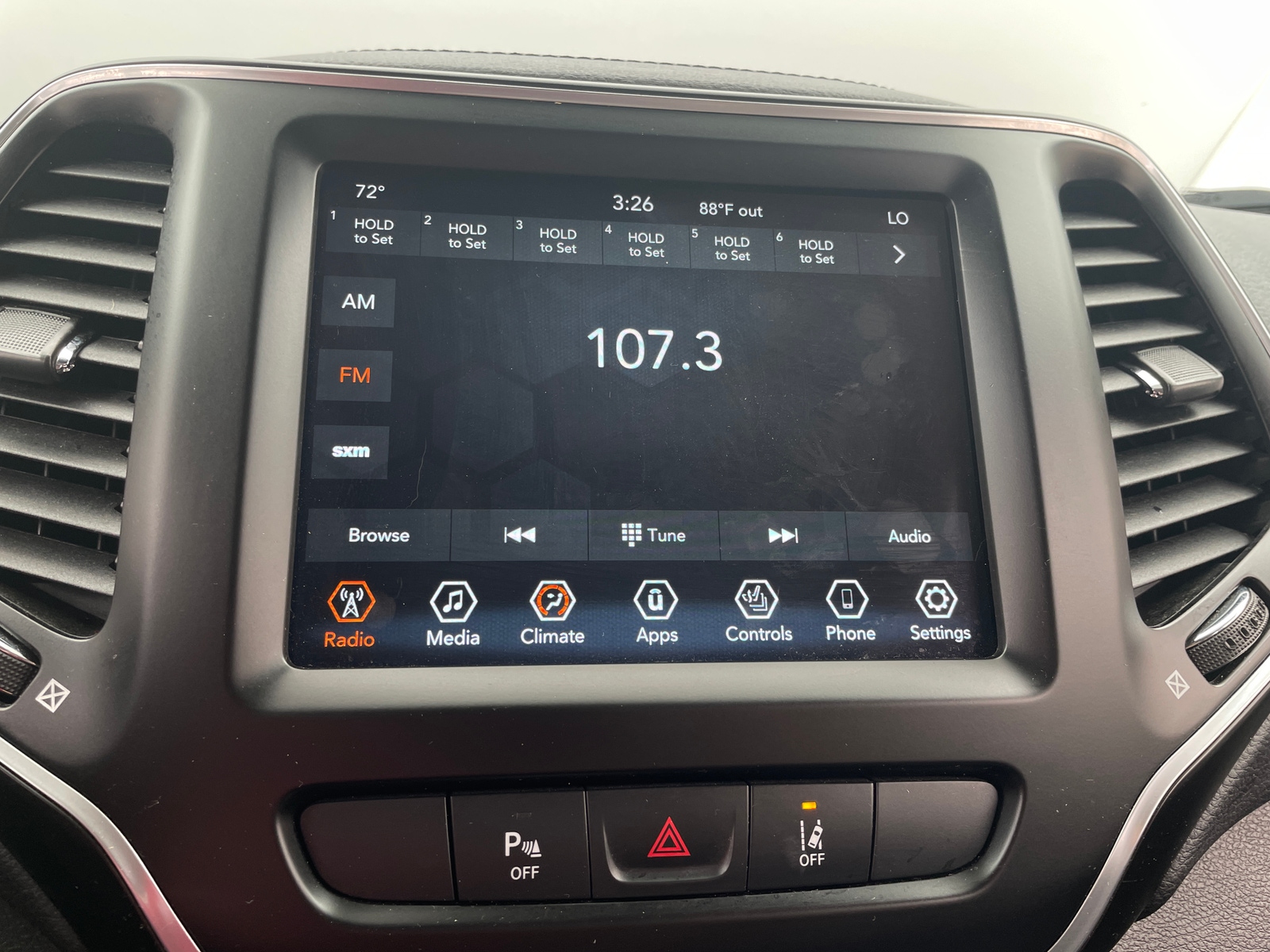 Thumbnail: 2021 Jeep Cherokee - 3