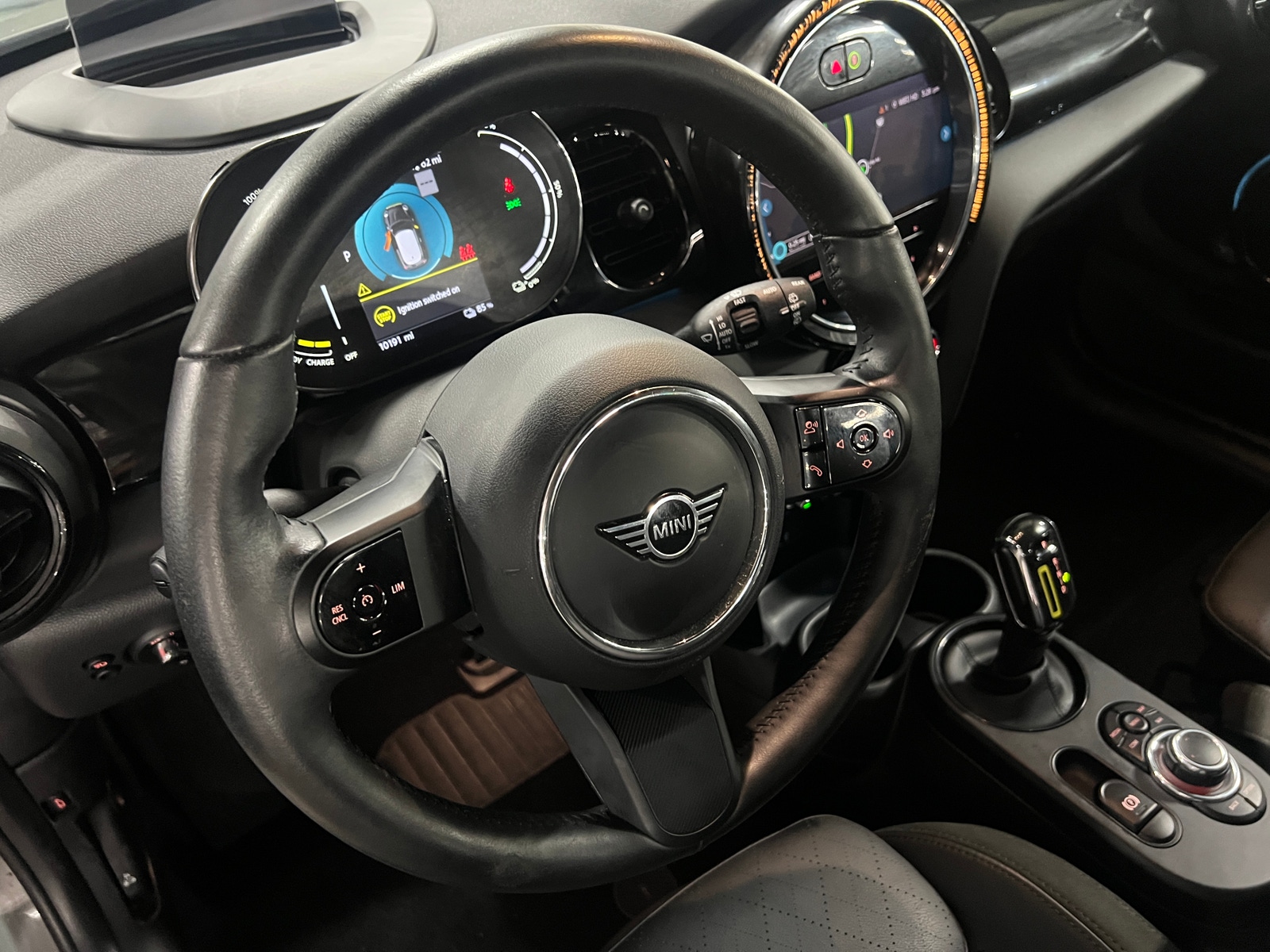 Thumbnail: 2022 MINI Cooper Hardtop - 4
