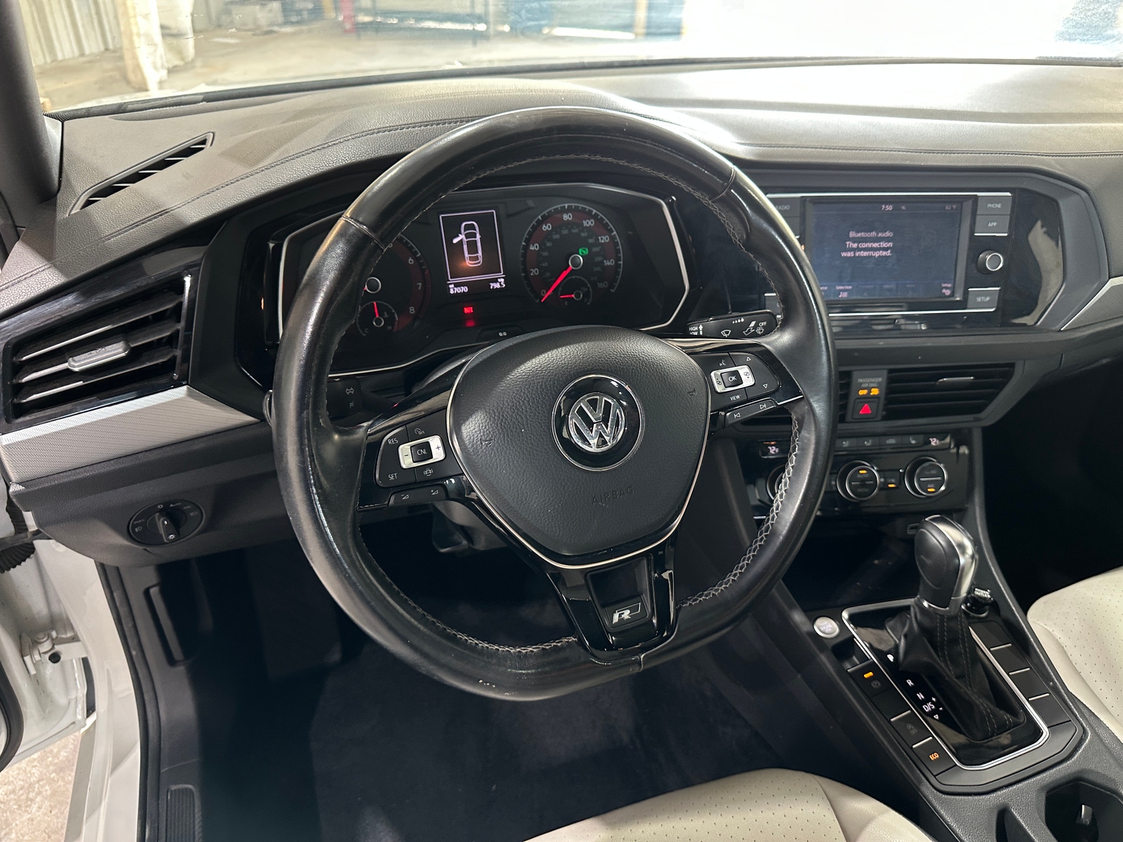 Thumbnail: 2019 Volkswagen Jetta - 4
