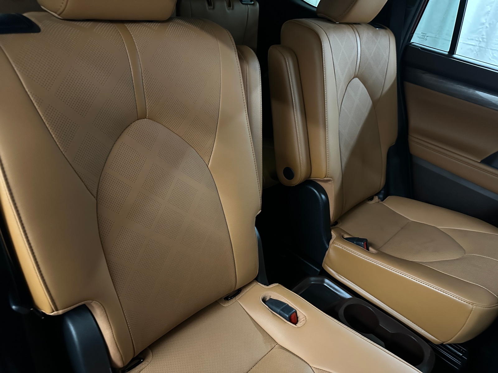 Thumbnail: 2022 Toyota Highlander - 5