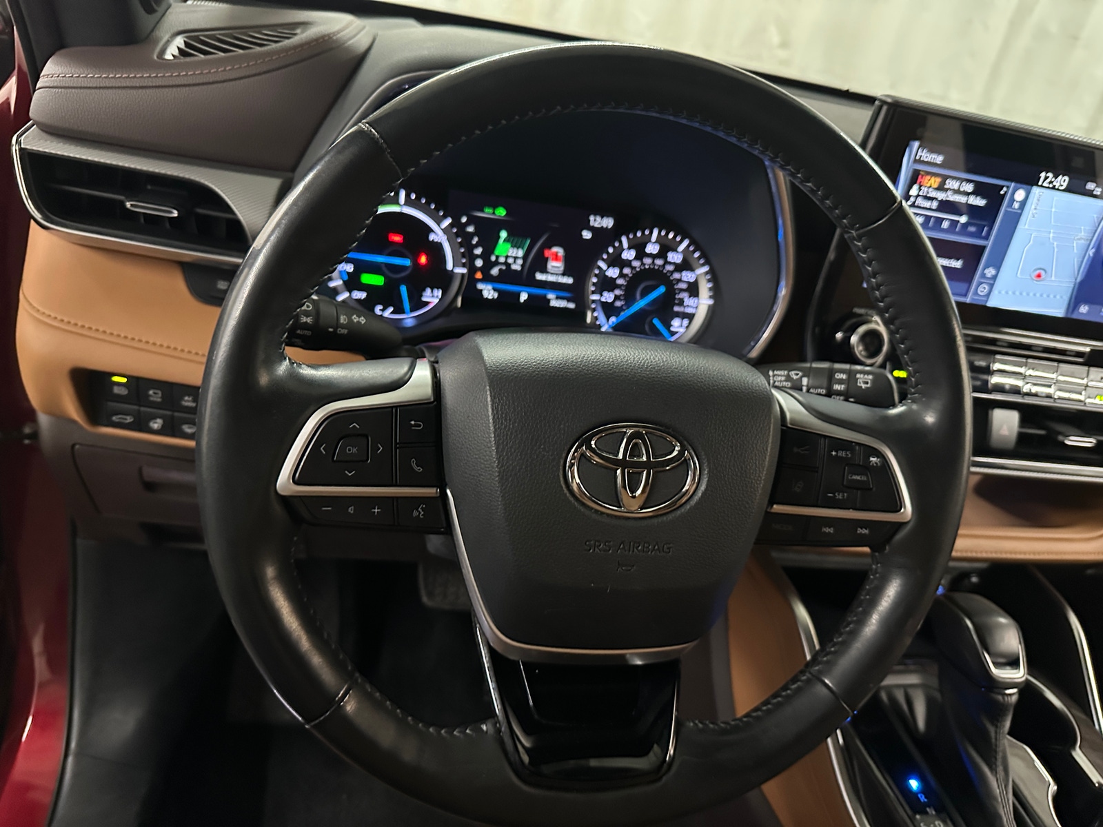 Thumbnail: 2022 Toyota Highlander - 4
