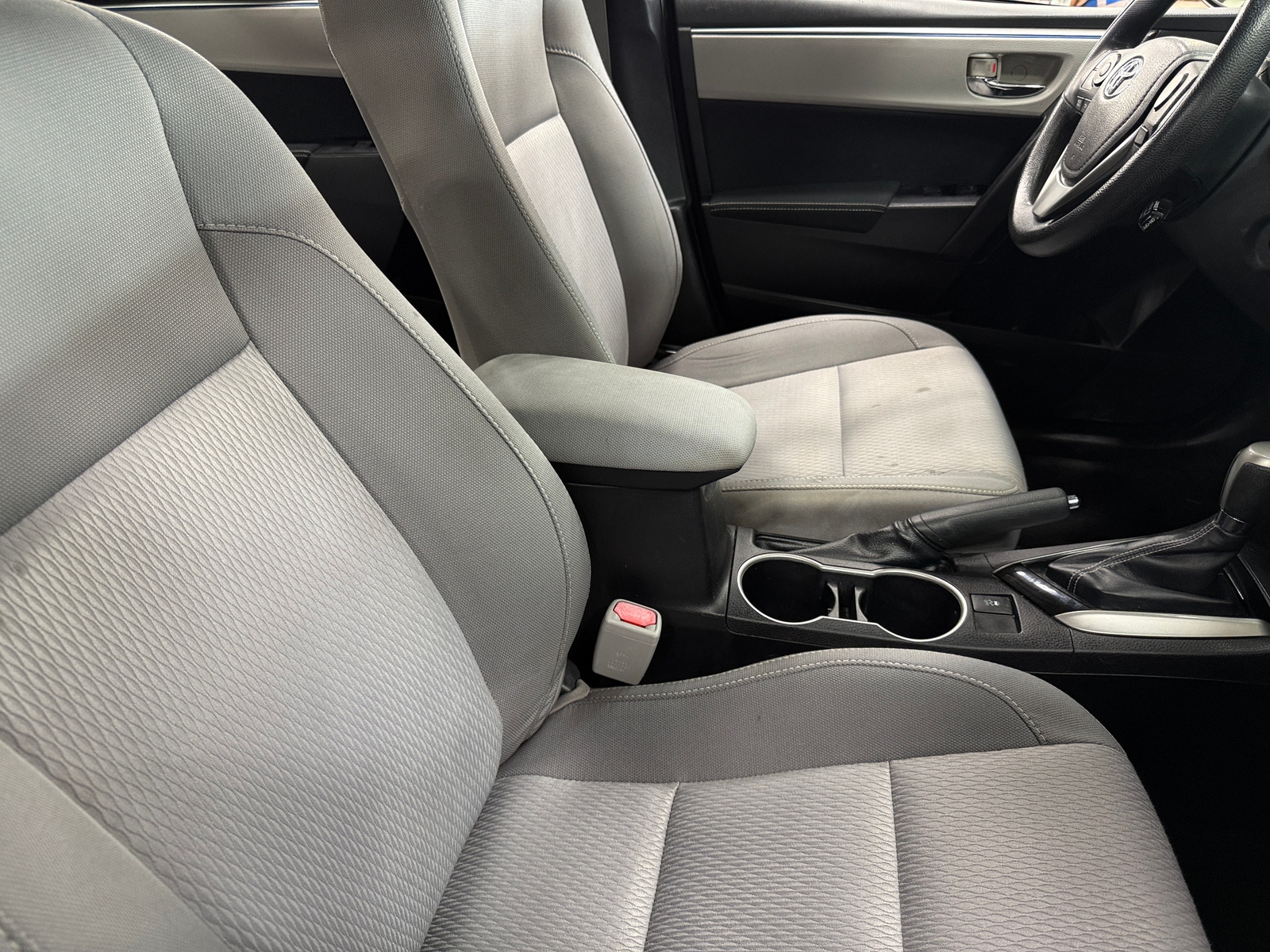 Thumbnail: 2014 Toyota Corolla - 2