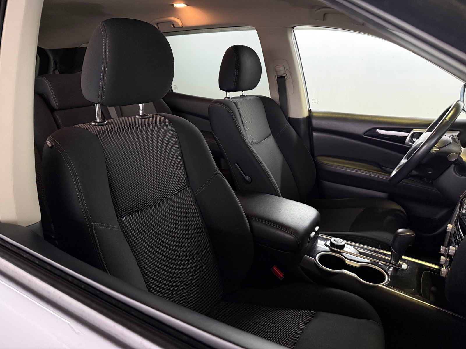 Thumbnail: 2019 Nissan Pathfinder - 2