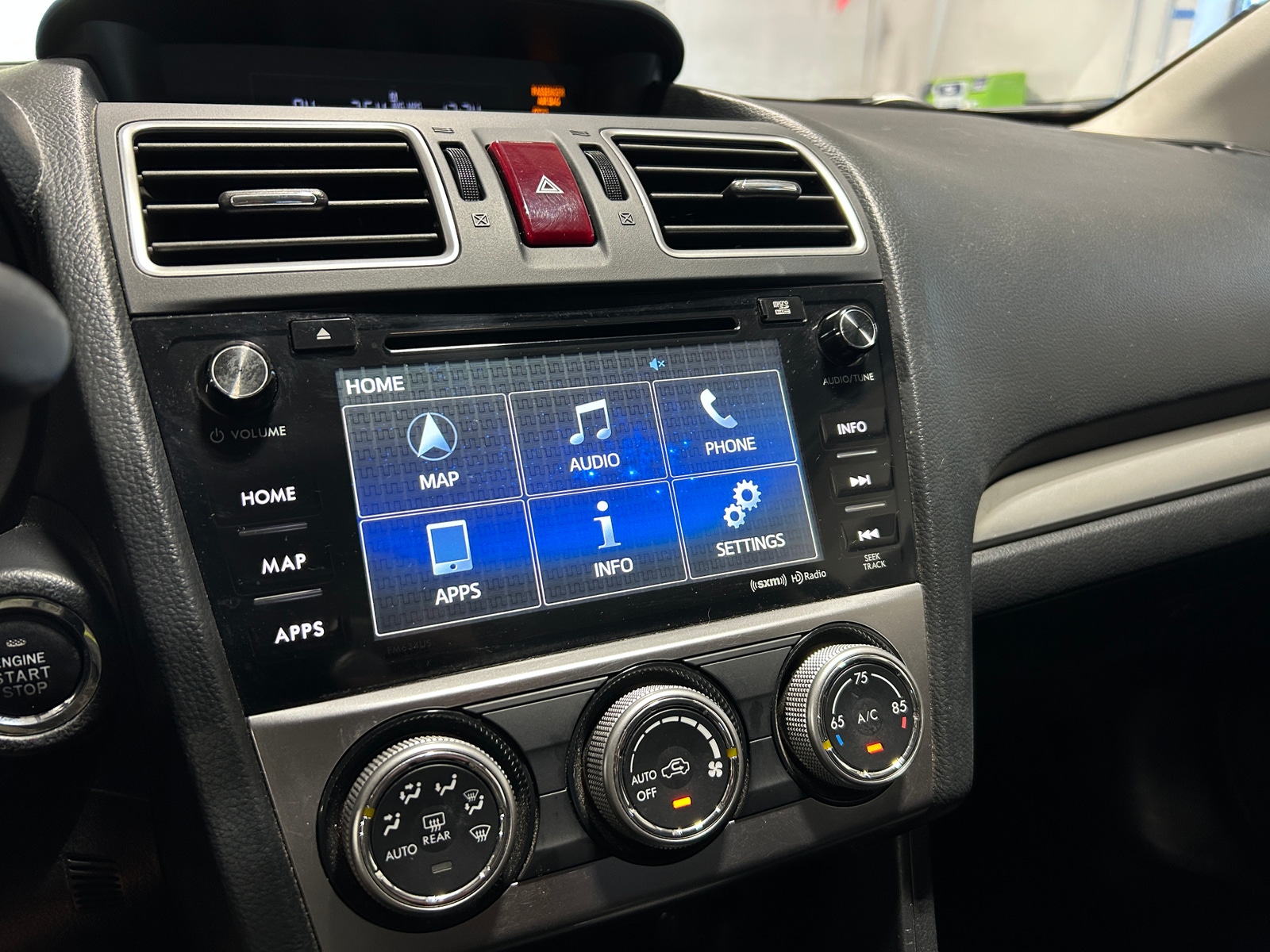 Thumbnail: 2015 Subaru XV Crosstrek - 3