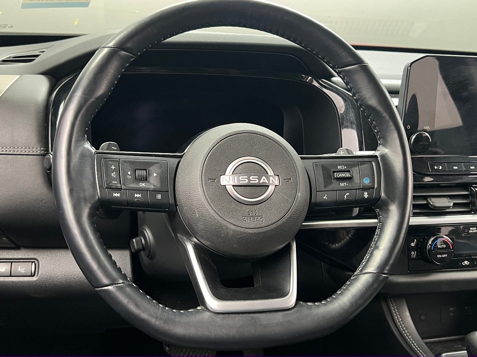 Thumbnail: 2022 Nissan Pathfinder - 4