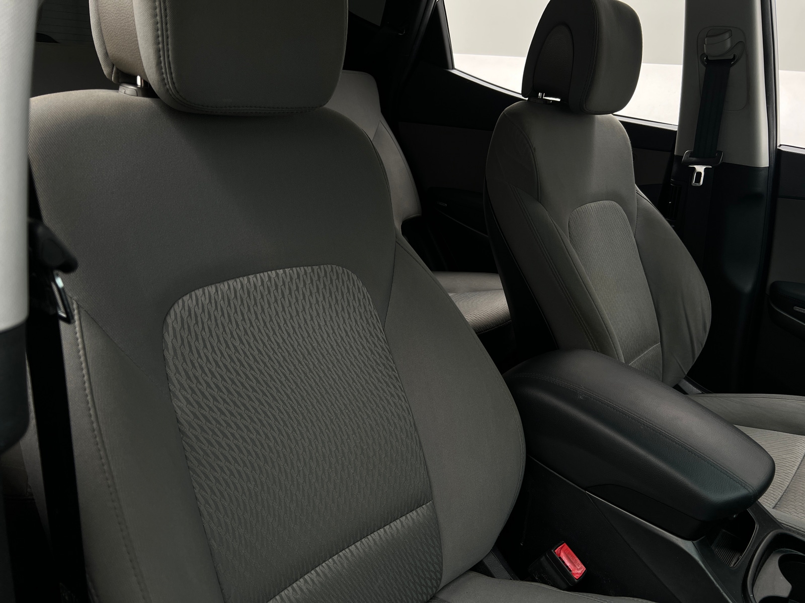 Thumbnail: 2018 Hyundai Santa Fe - 2