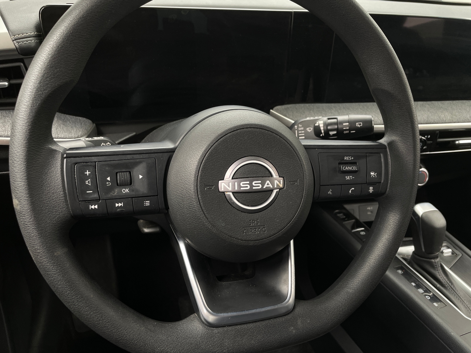 Thumbnail: 2025 Nissan Kicks - 5