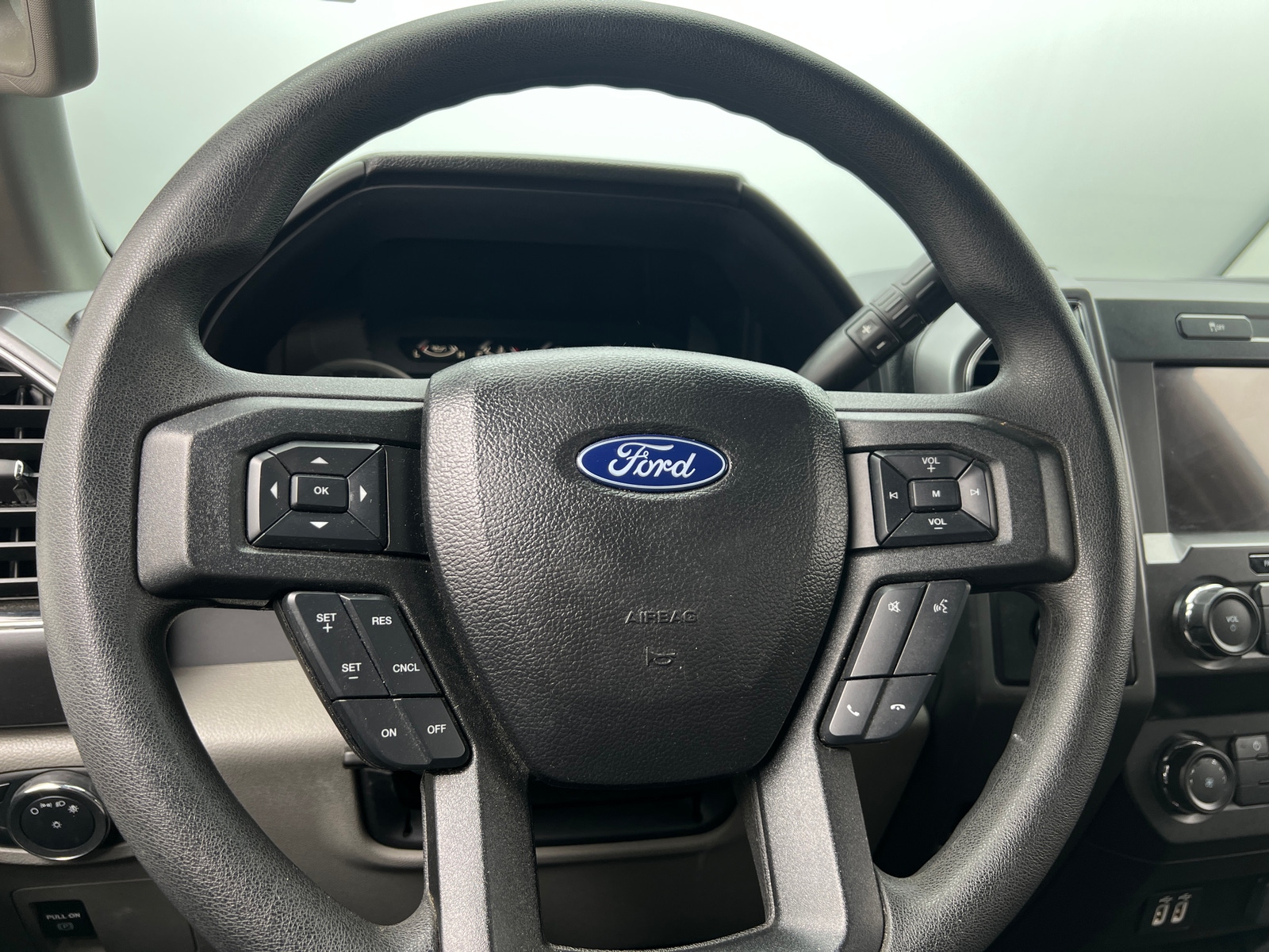 Thumbnail: 2020 Ford Econoline - 5