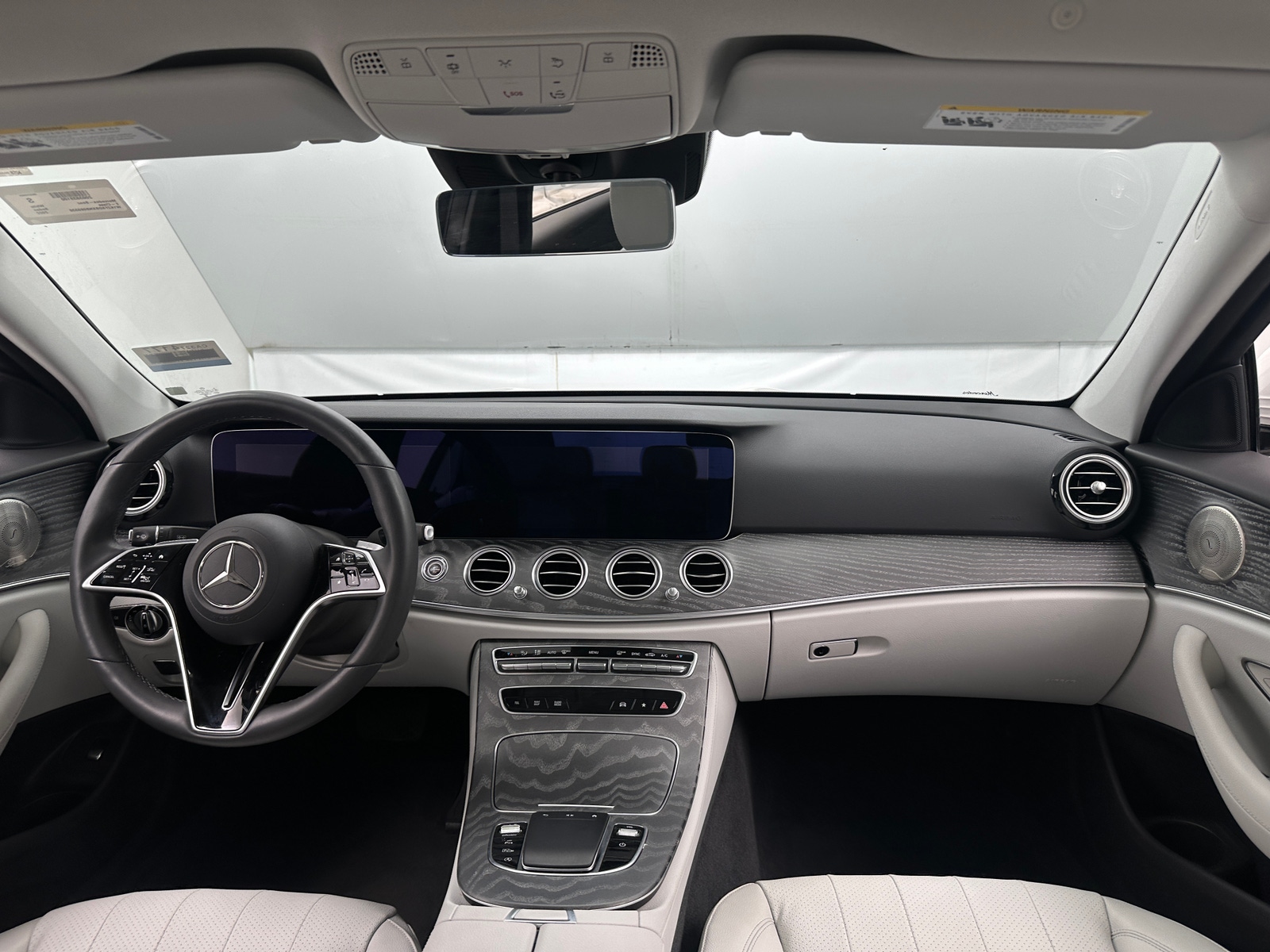 Thumbnail: 2022 Mercedes-Benz E-Class - 2