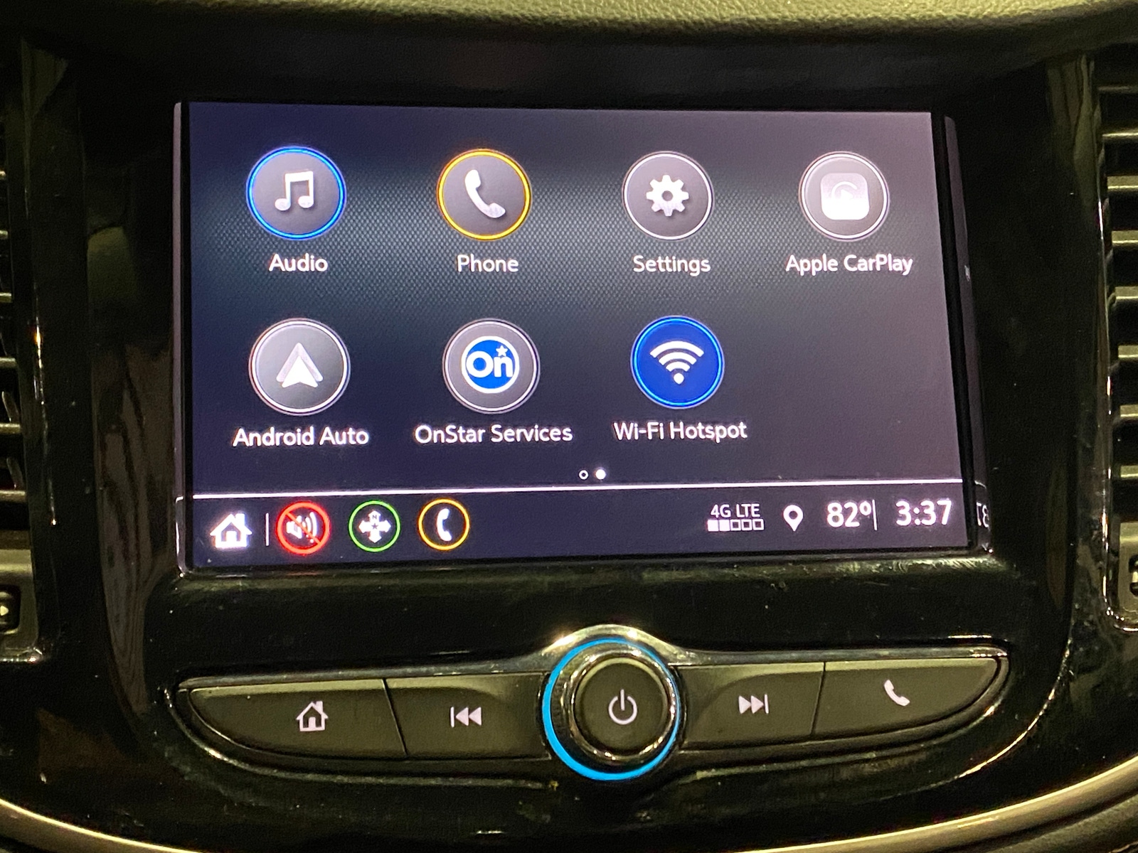 Thumbnail: 2018 Chevrolet Trax - 4