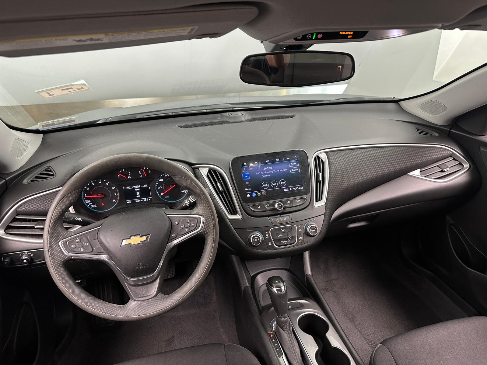 Thumbnail: 2020 Chevrolet Malibu - 3
