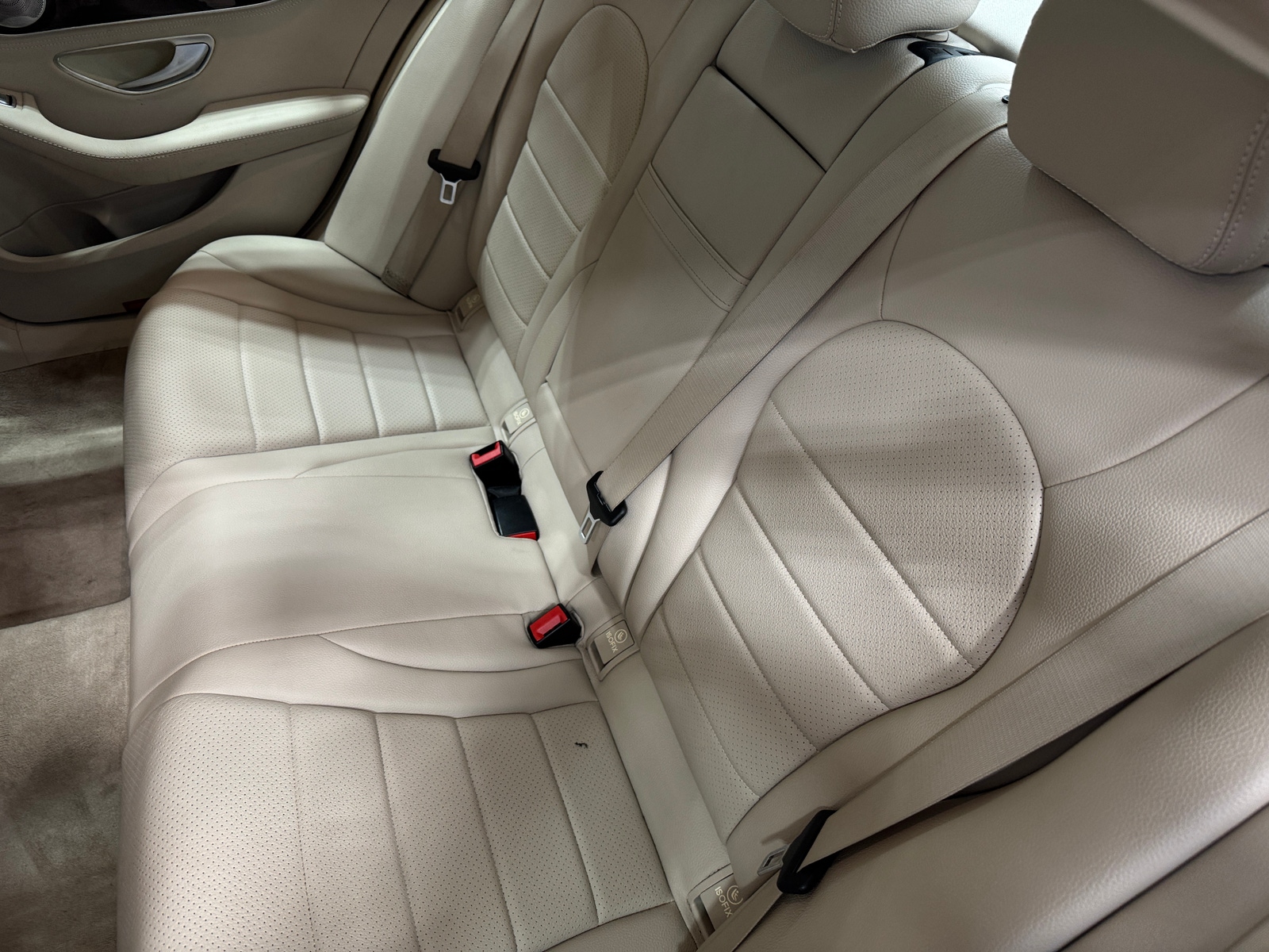Thumbnail: 2015 Mercedes-Benz C-Class - 6