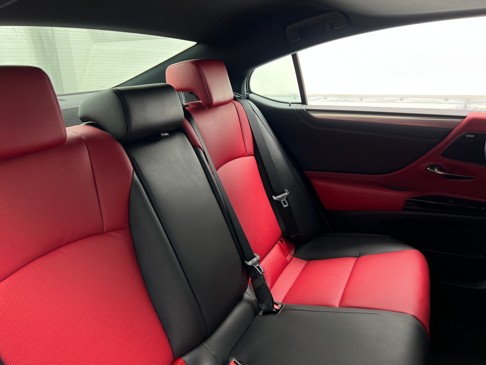 Thumbnail: 2022 Lexus ES - 5