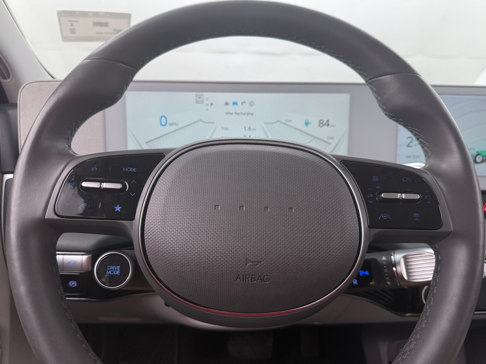 Thumbnail: 2023 Hyundai Ioniq 5 - 4