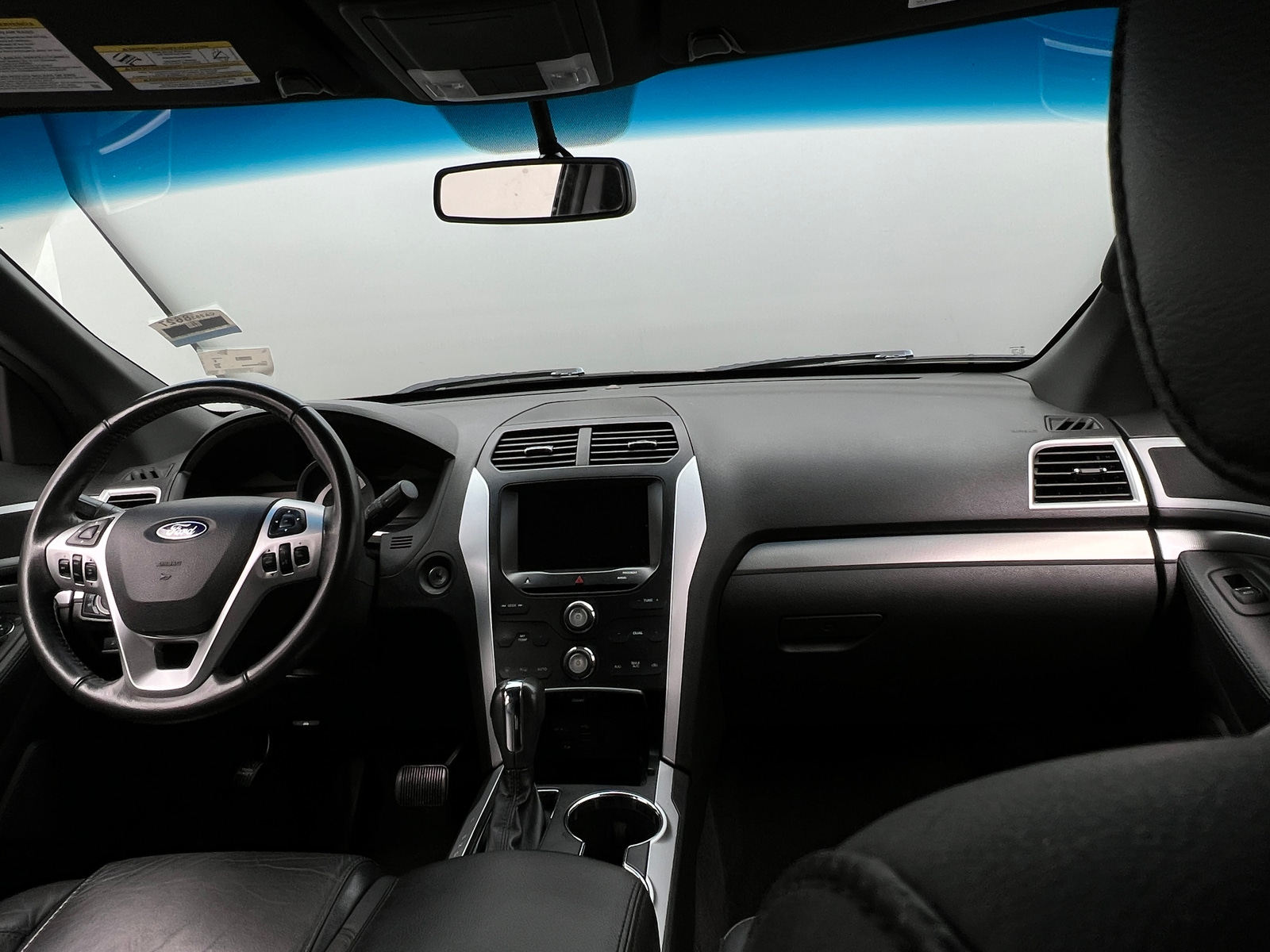 Thumbnail: 2015 Ford Explorer - 3