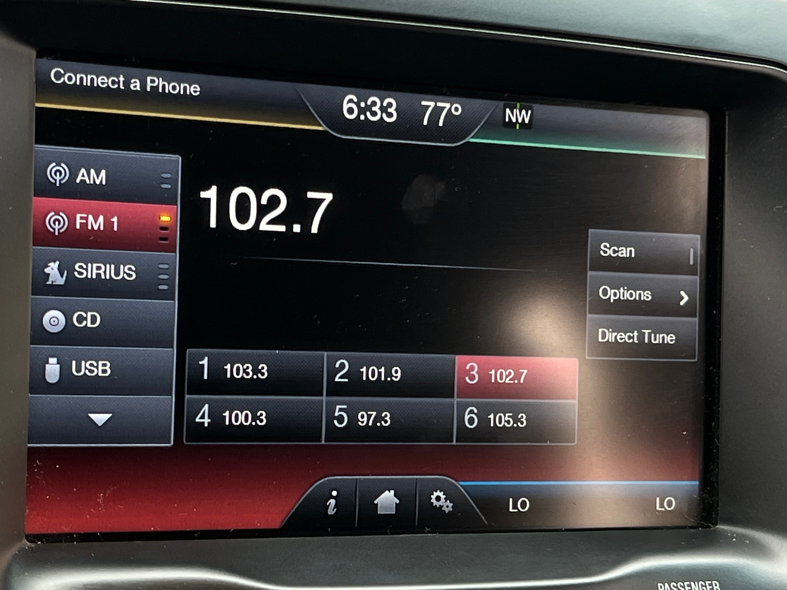 Thumbnail: 2015 Ford Explorer - 4