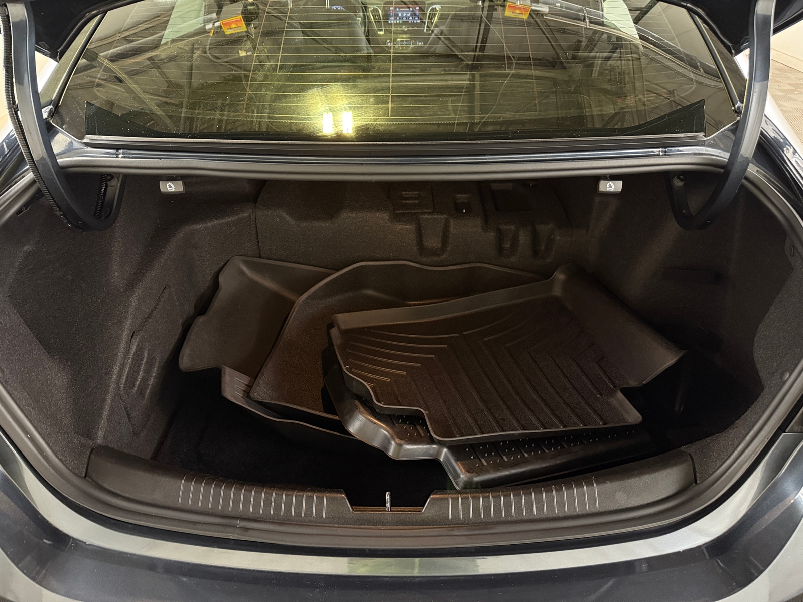 Thumbnail: 2019 Chevrolet Malibu - 6