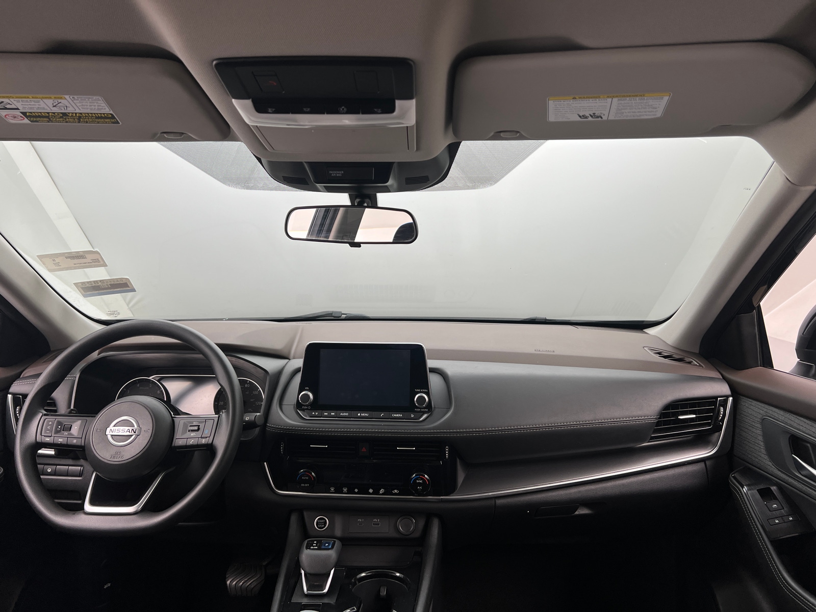 Thumbnail: 2021 Nissan Rogue - 3