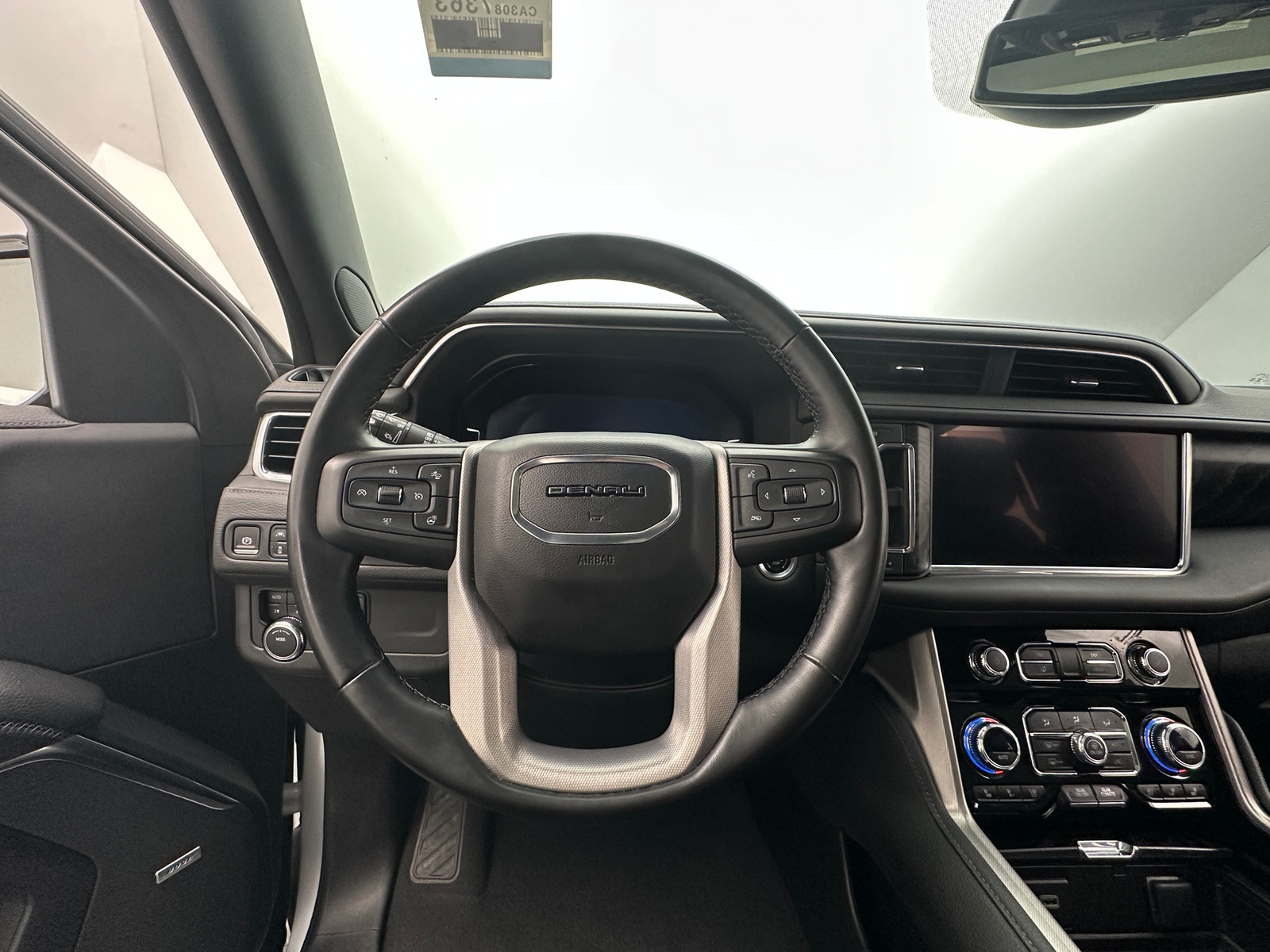 Thumbnail: 2023 GMC Yukon - 4