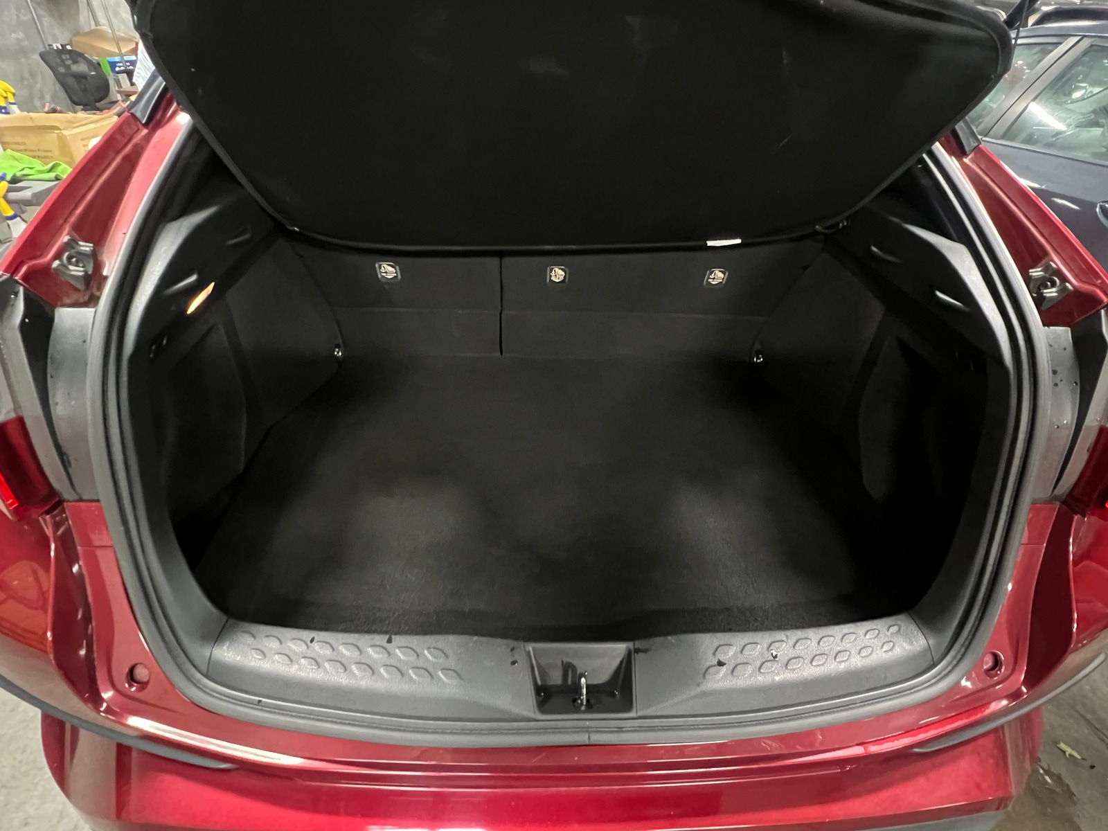Thumbnail: 2018 Toyota C-HR - 7