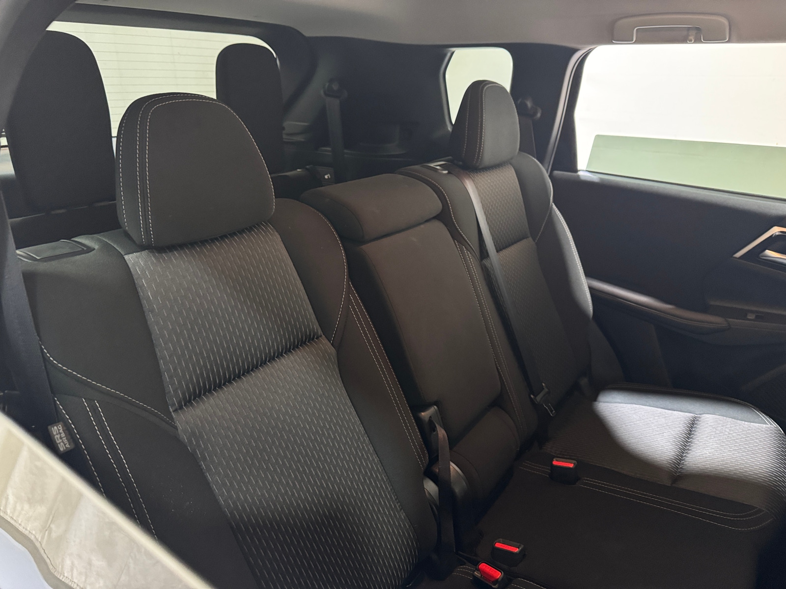 Thumbnail: 2024 Mitsubishi Outlander - 6
