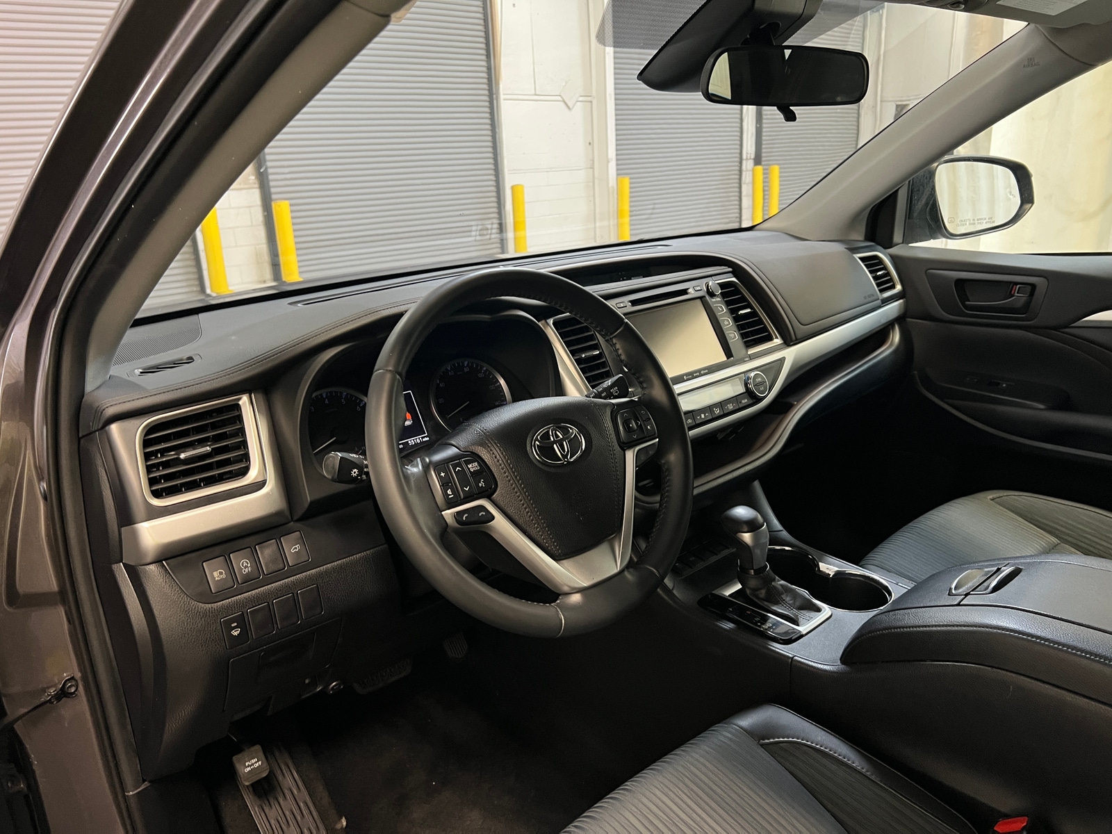 Thumbnail: 2019 Toyota Highlander - 3