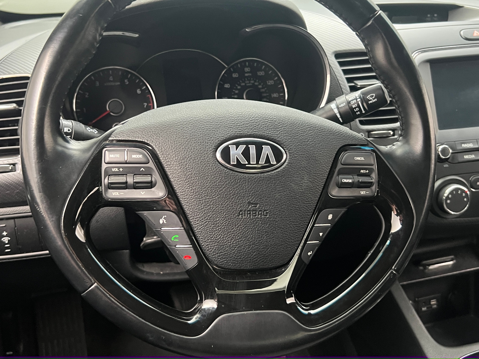 Thumbnail: 2018 Kia Forte - 5