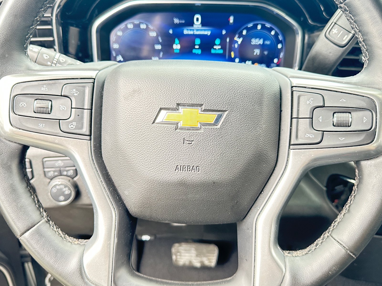 Thumbnail: 2023 Chevrolet Silverado 1500 - 5