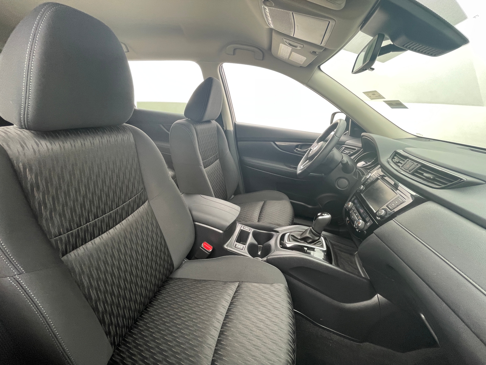 Thumbnail: 2019 Nissan Rogue - 2