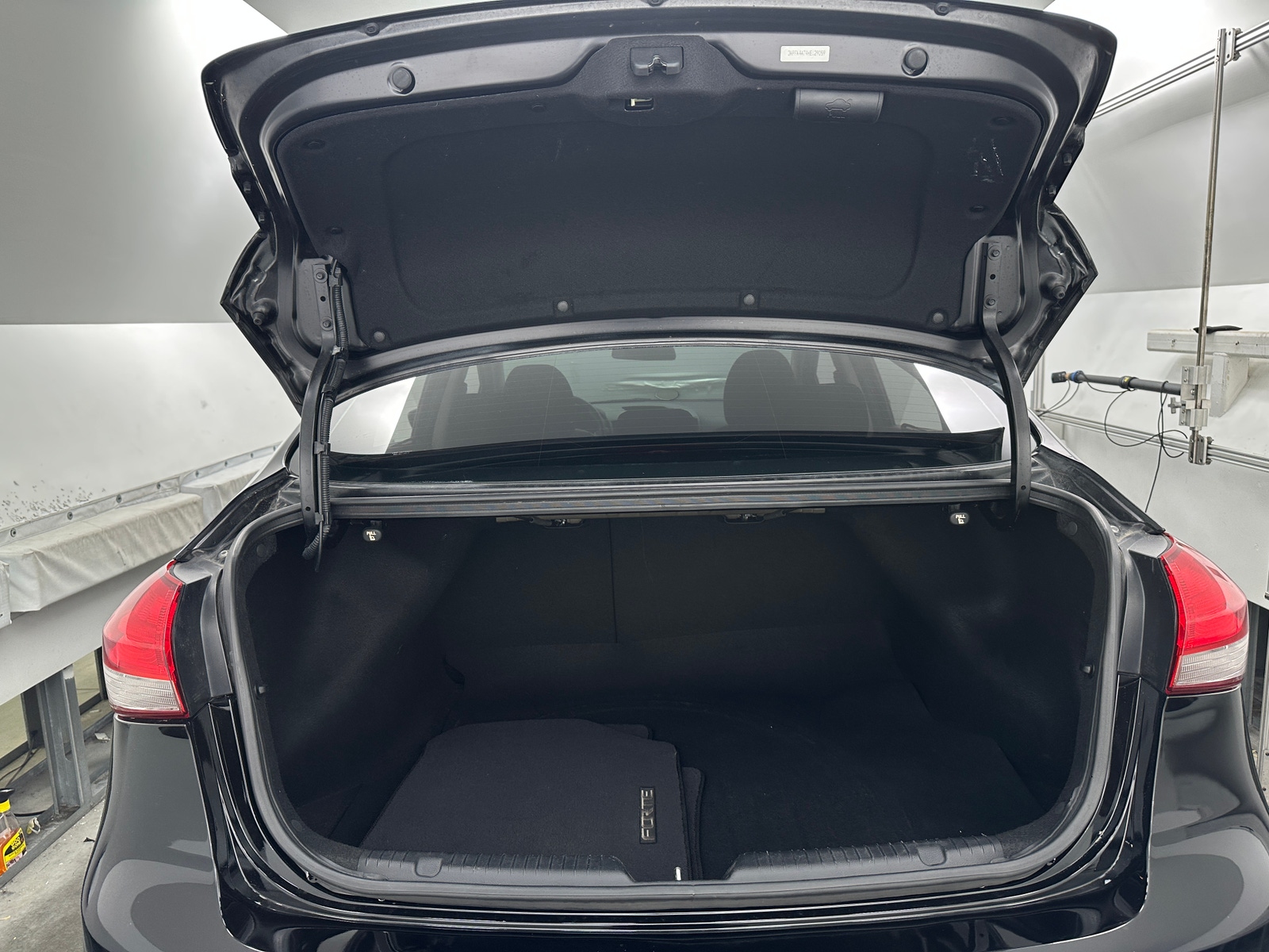 Thumbnail: 2017 Kia Forte - 7