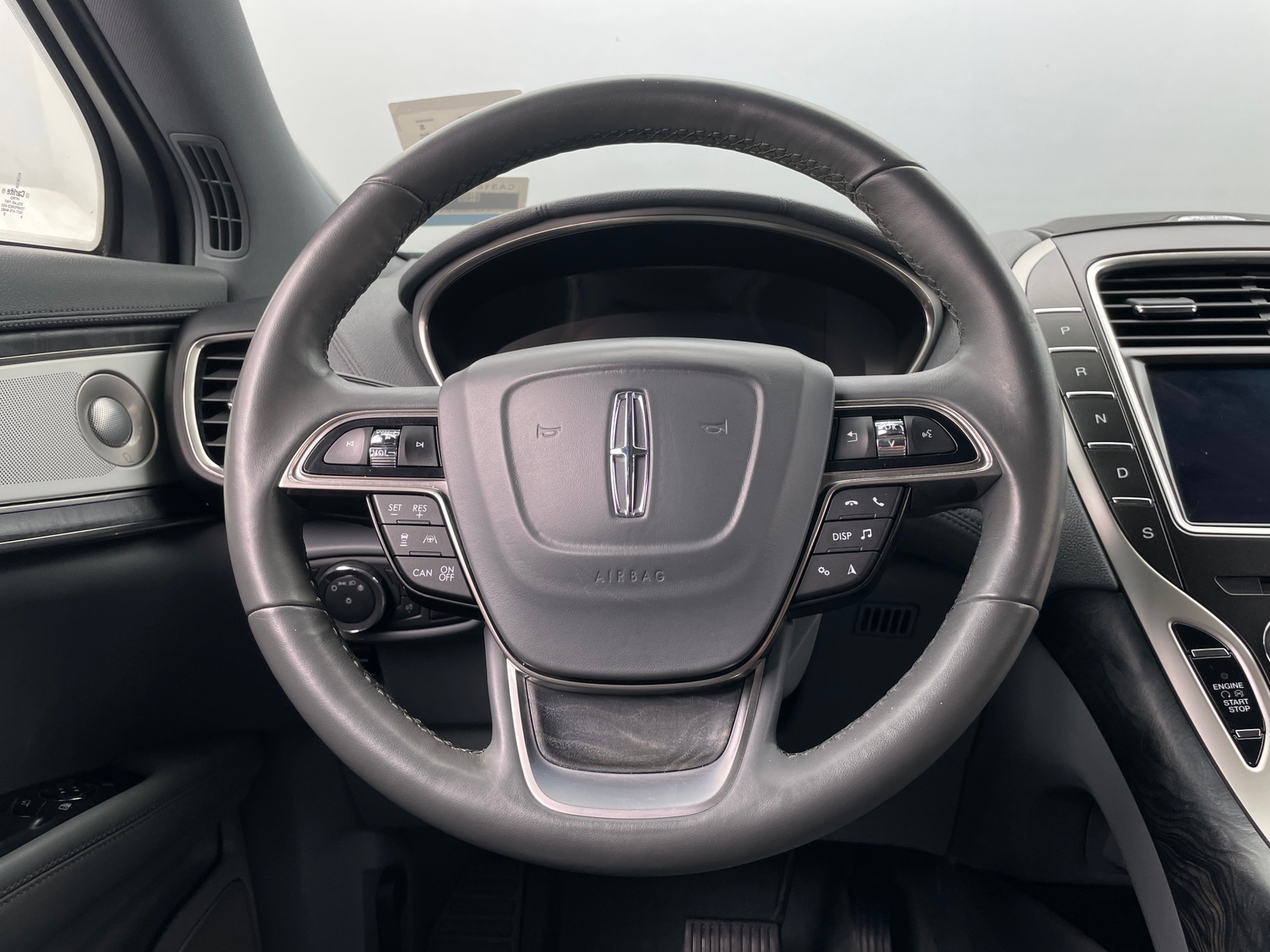 Thumbnail: 2019 Lincoln Nautilus - 5