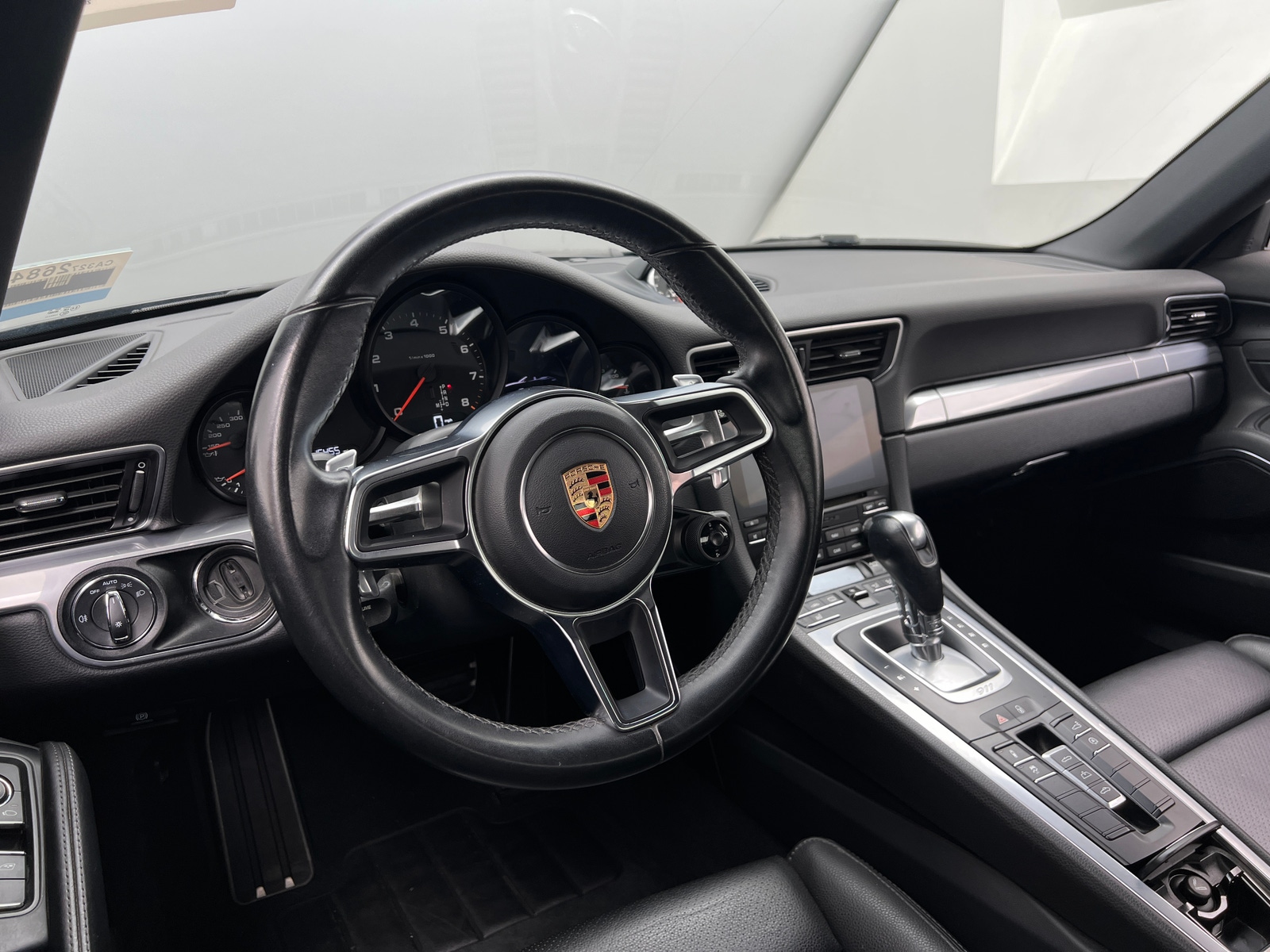 Thumbnail: 2019 Porsche 911 - 2