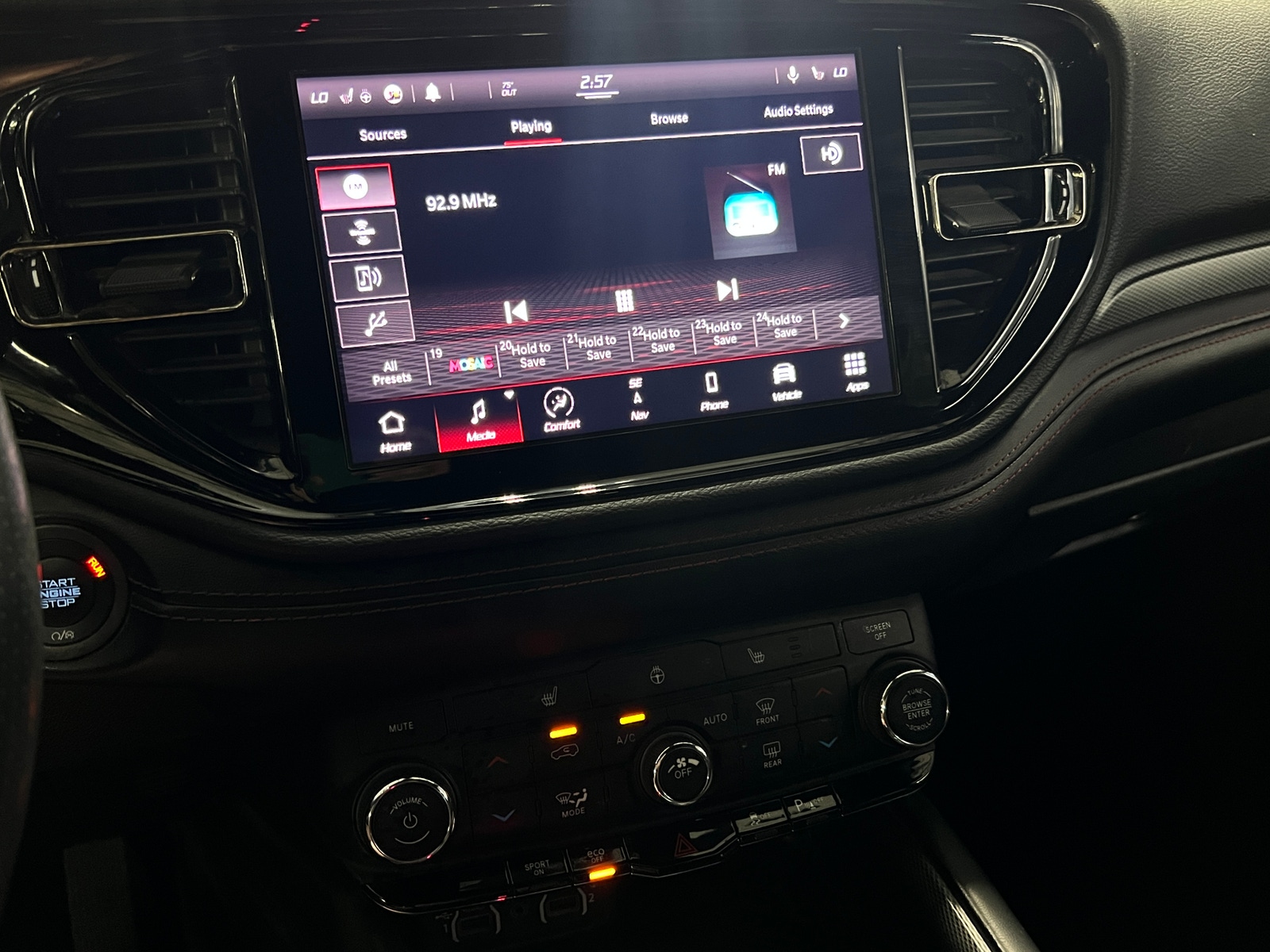Thumbnail: 2021 Dodge Durango - 3