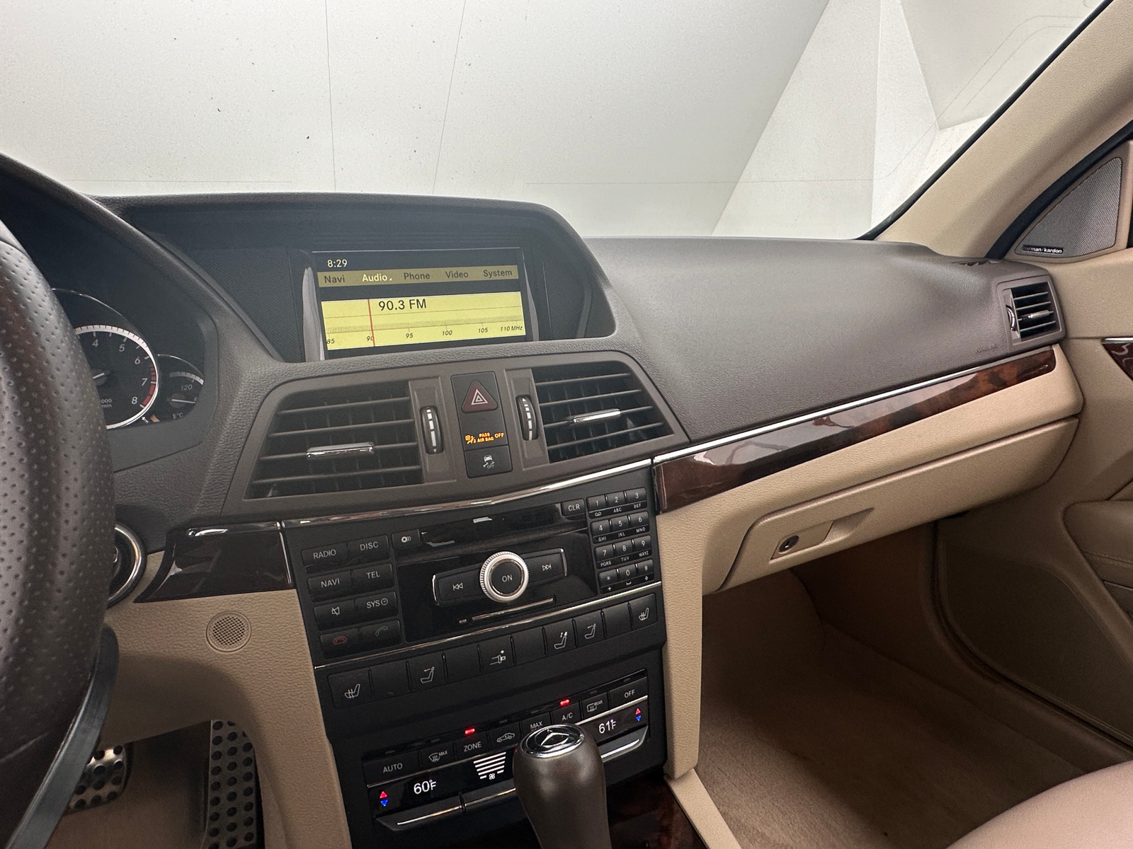 Thumbnail: 2011 Mercedes-Benz E-Class - 4