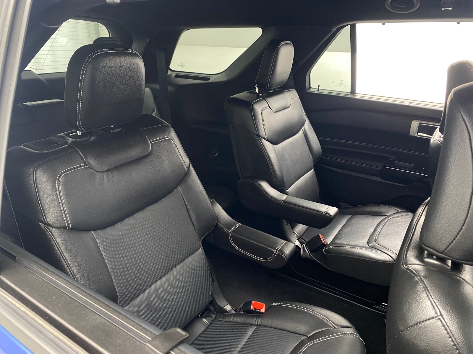Thumbnail: 2022 Ford Explorer - 5