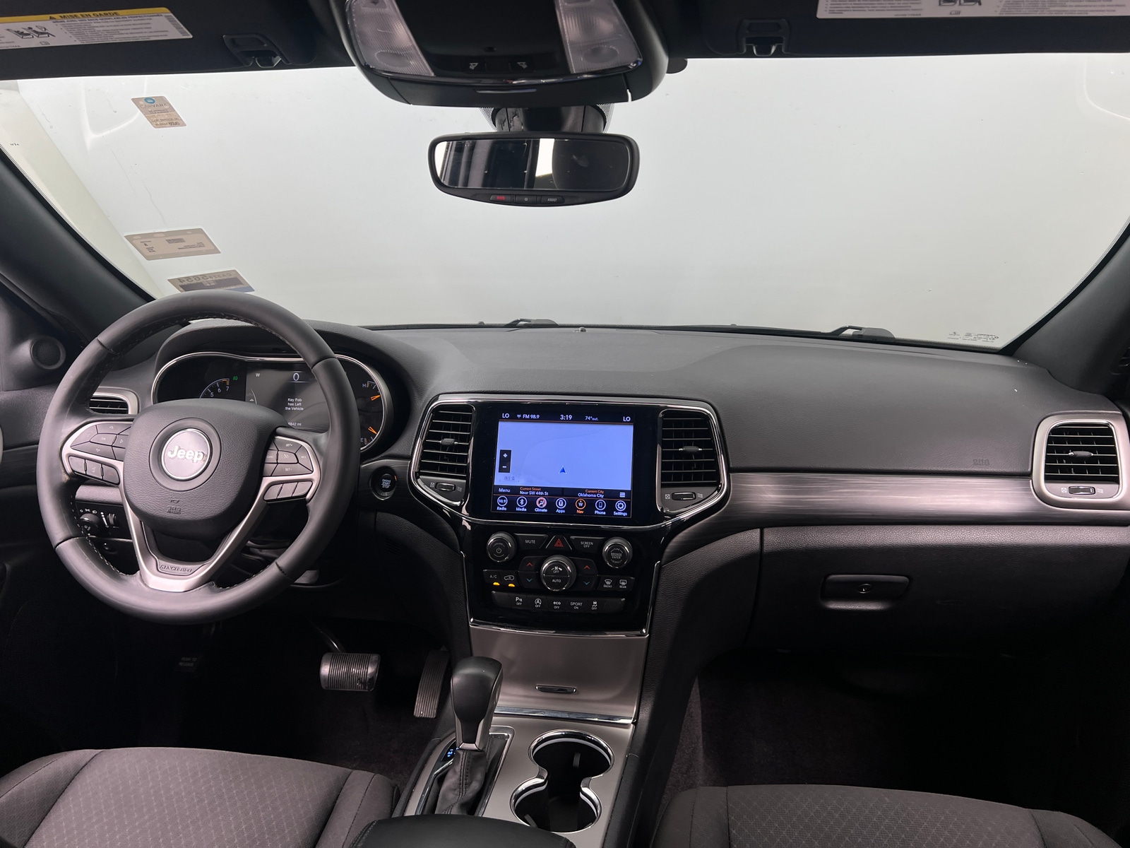 Thumbnail: 2019 Jeep Grand Cherokee - 3
