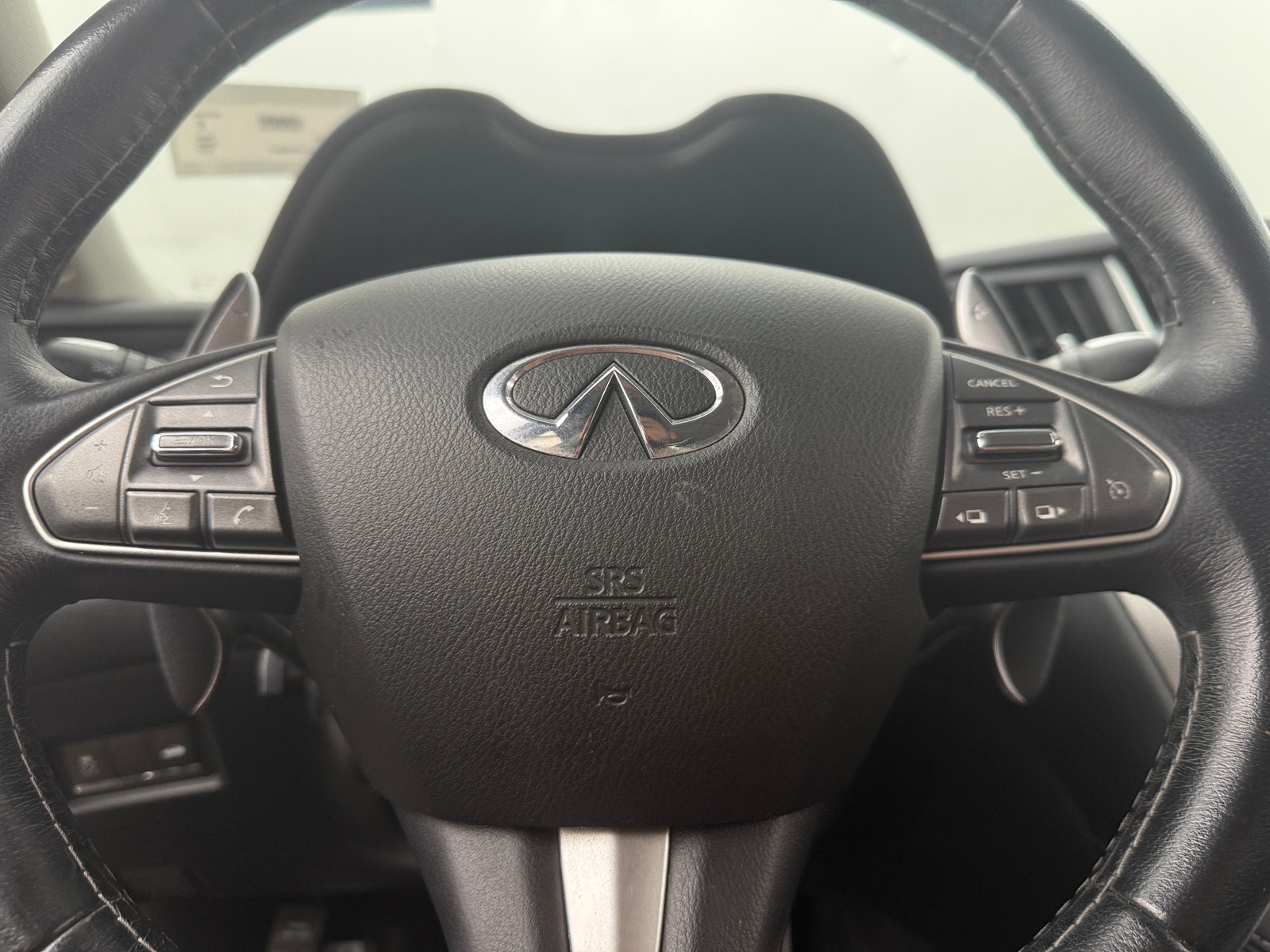Thumbnail: 2015 INFINITI Q50 - 4