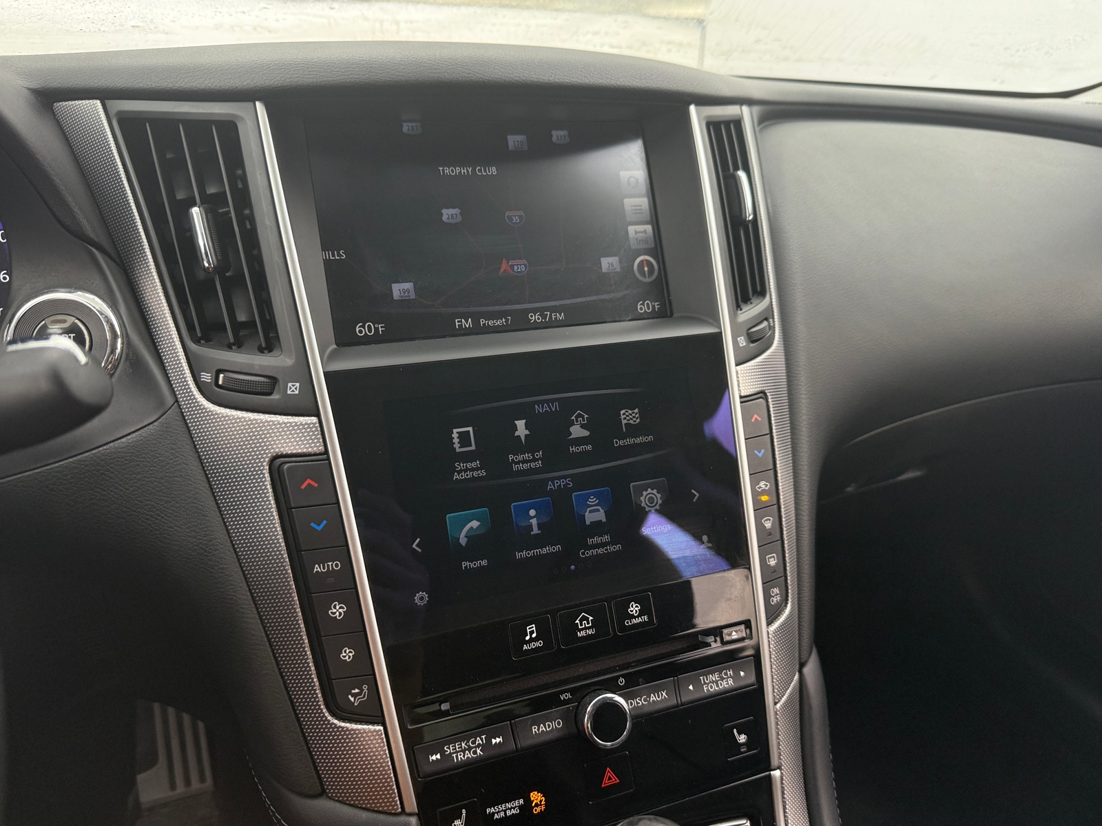 Thumbnail: 2015 INFINITI Q50 - 3