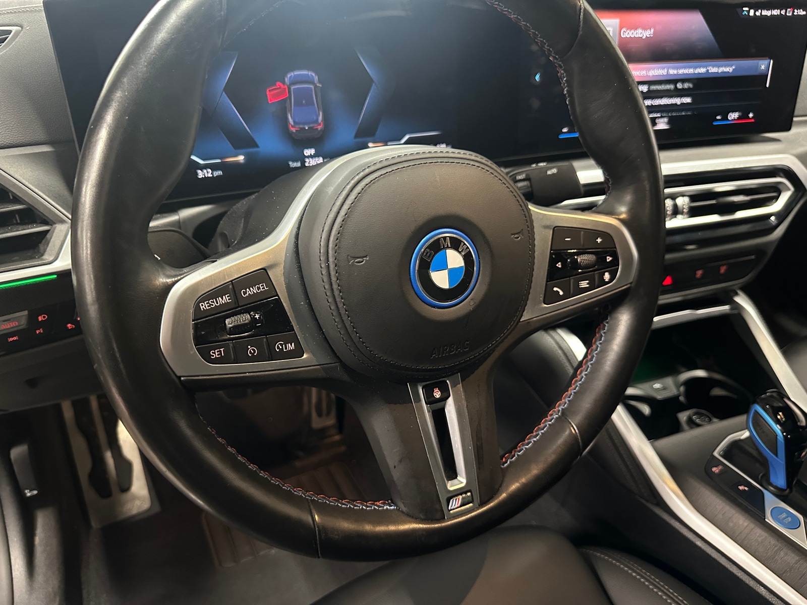 Thumbnail: 2022 BMW i4 - 3