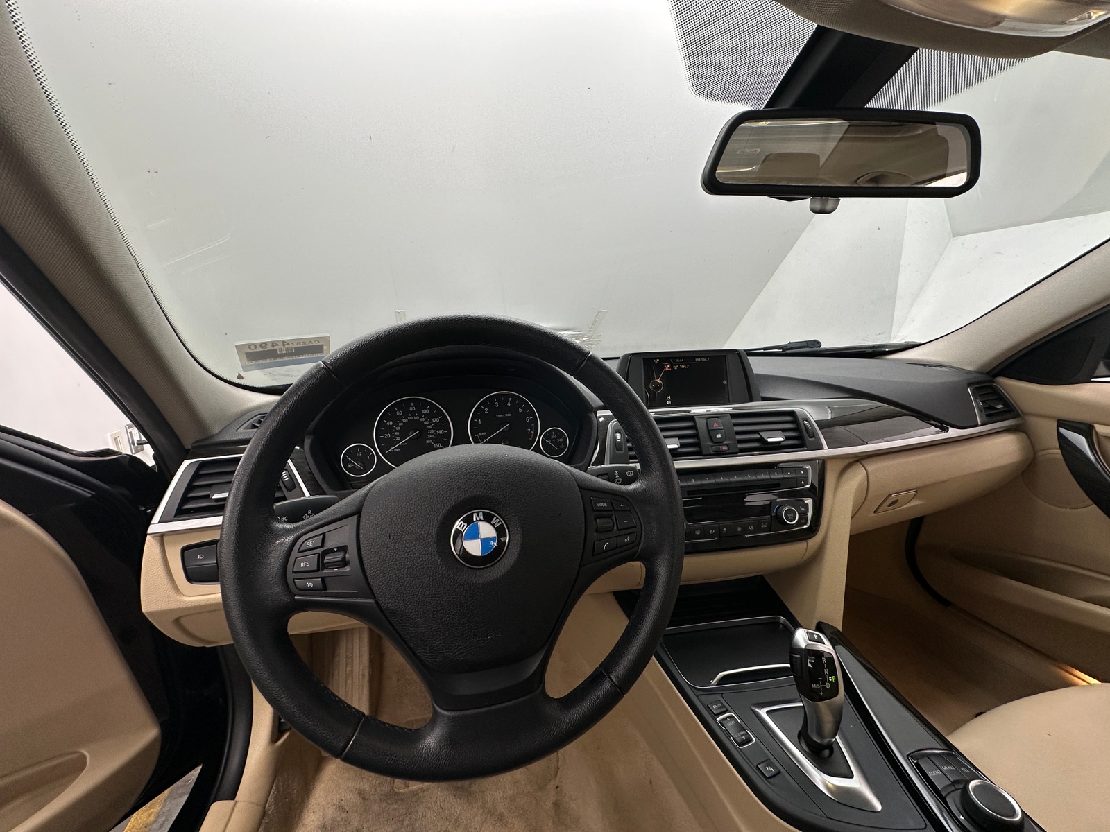 Thumbnail: 2016 BMW 3 Series - 3