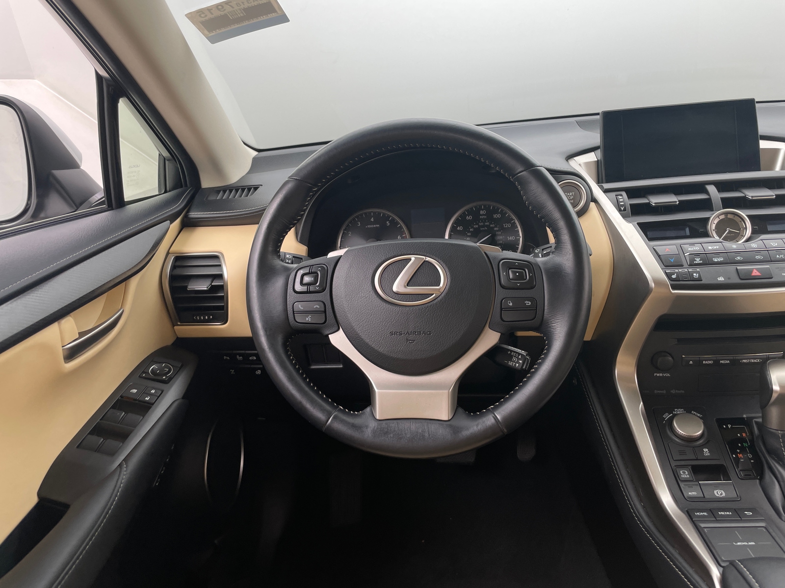 Thumbnail: 2015 Lexus NX - 4