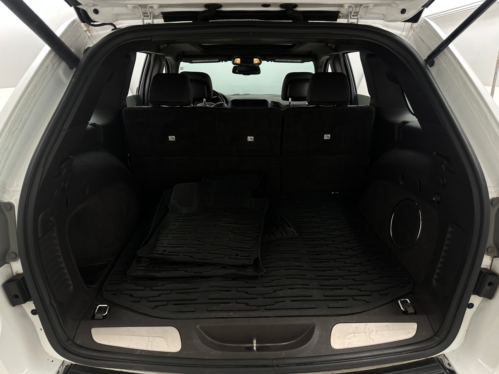Thumbnail: 2014 Jeep Grand Cherokee - 6