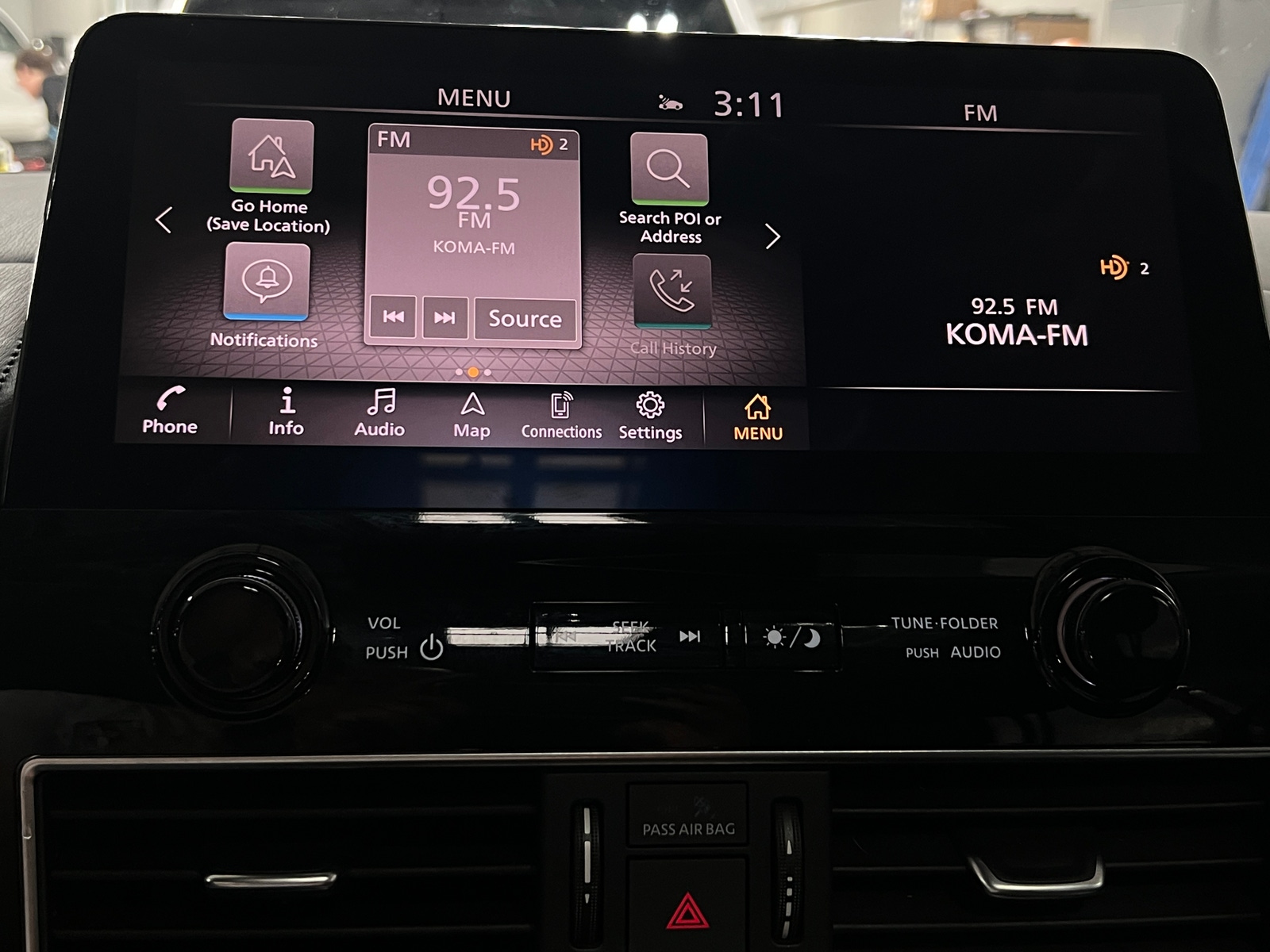 Thumbnail: 2021 Nissan Armada - 3