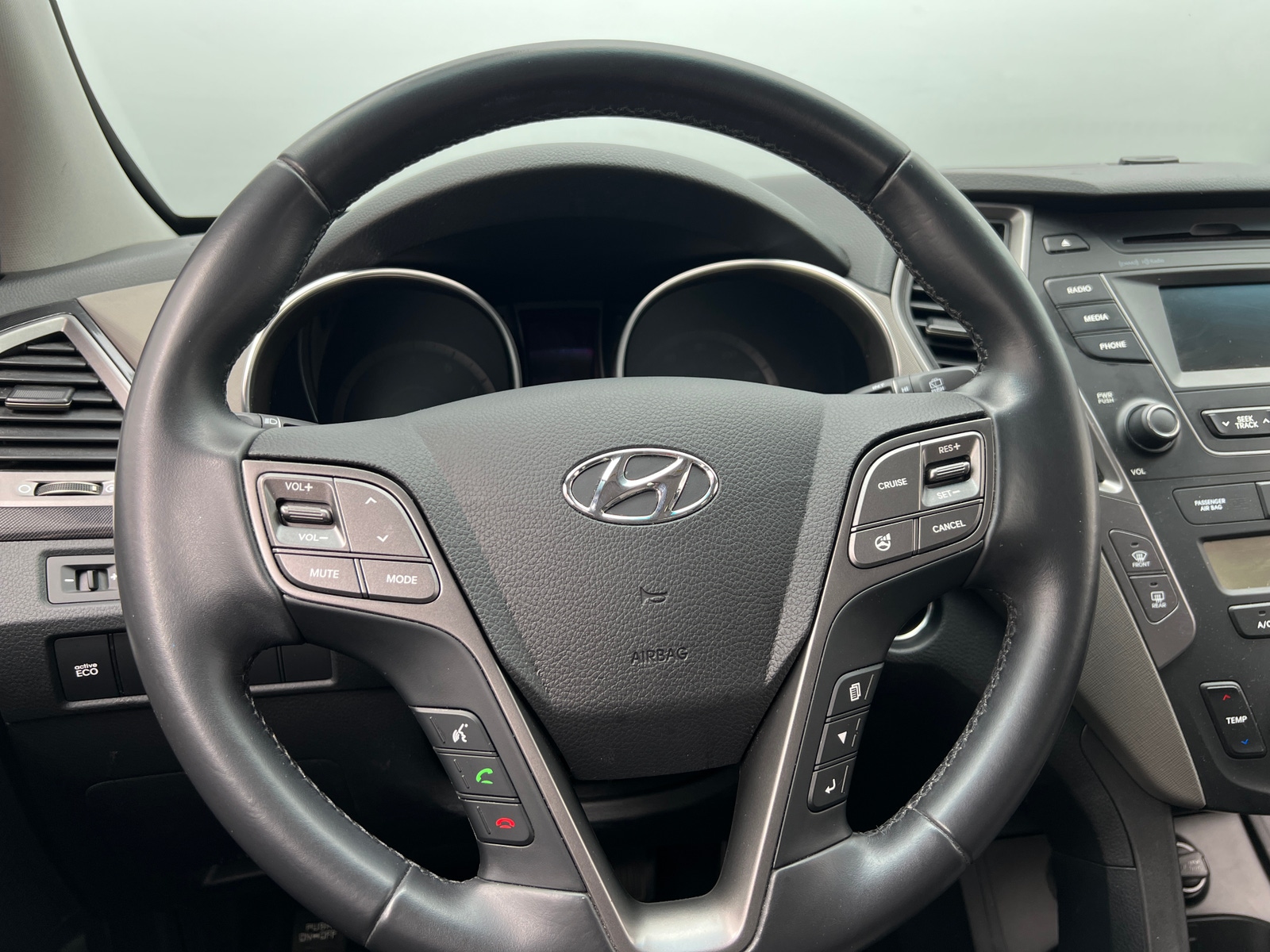 Thumbnail: 2013 Hyundai Santa Fe - 5