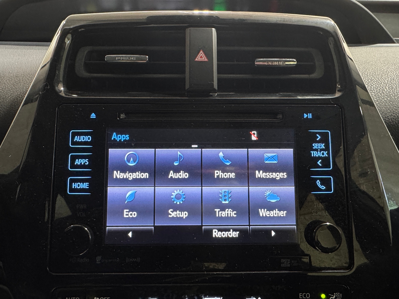 Thumbnail: 2016 Toyota Prius - 4