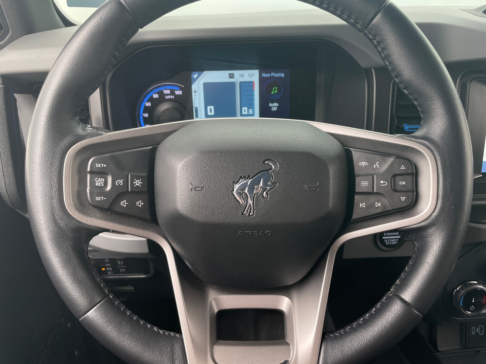 Thumbnail: 2022 Ford Bronco - 5