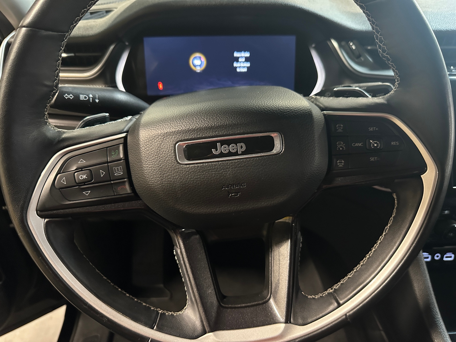 Thumbnail: 2022 Jeep Grand Cherokee L - 5
