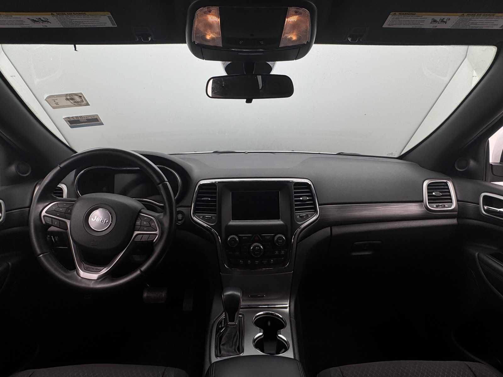 Thumbnail: 2020 Jeep Grand Cherokee - 3