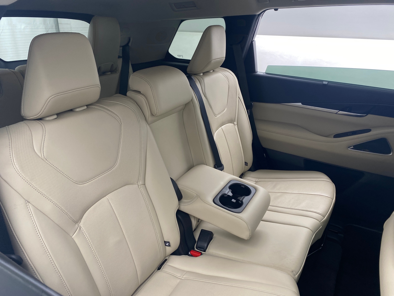Thumbnail: 2023 INFINITI QX60 - 5