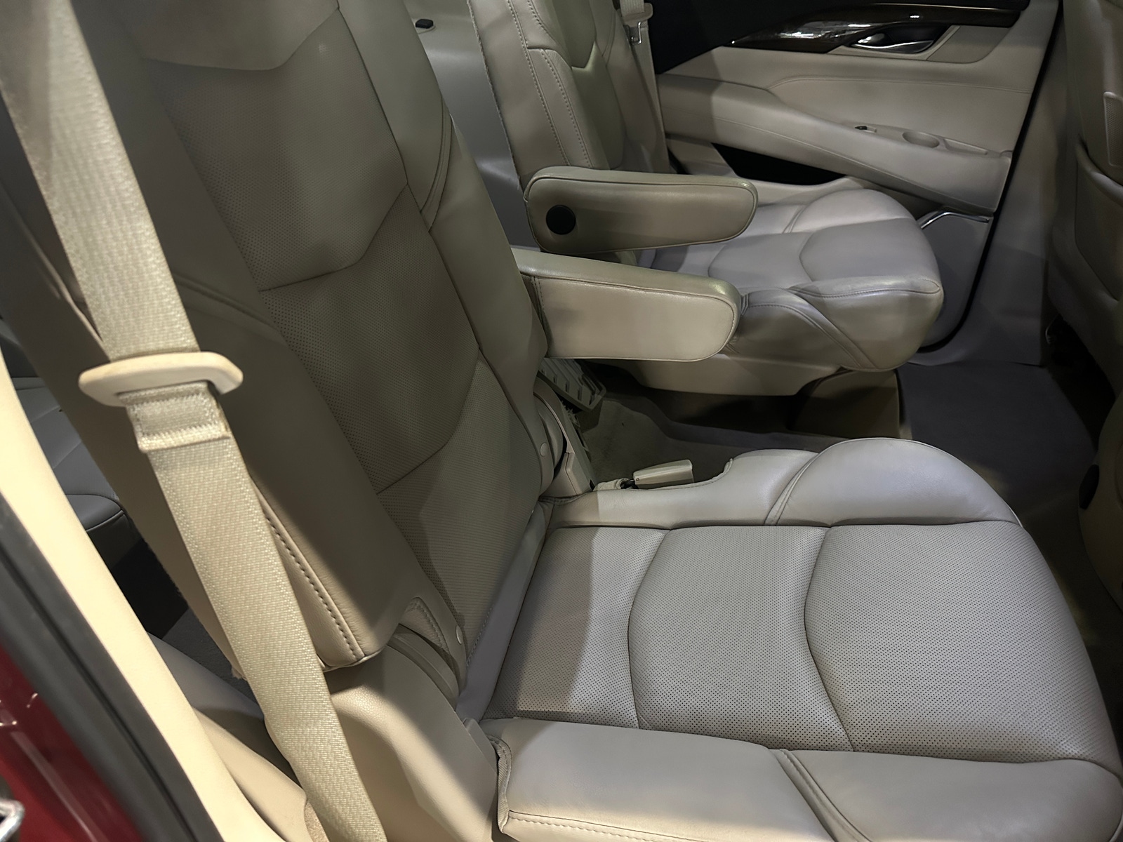 Thumbnail: 2018 Cadillac Escalade - 5